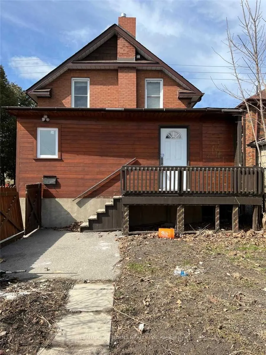 295 Ritson Road S
