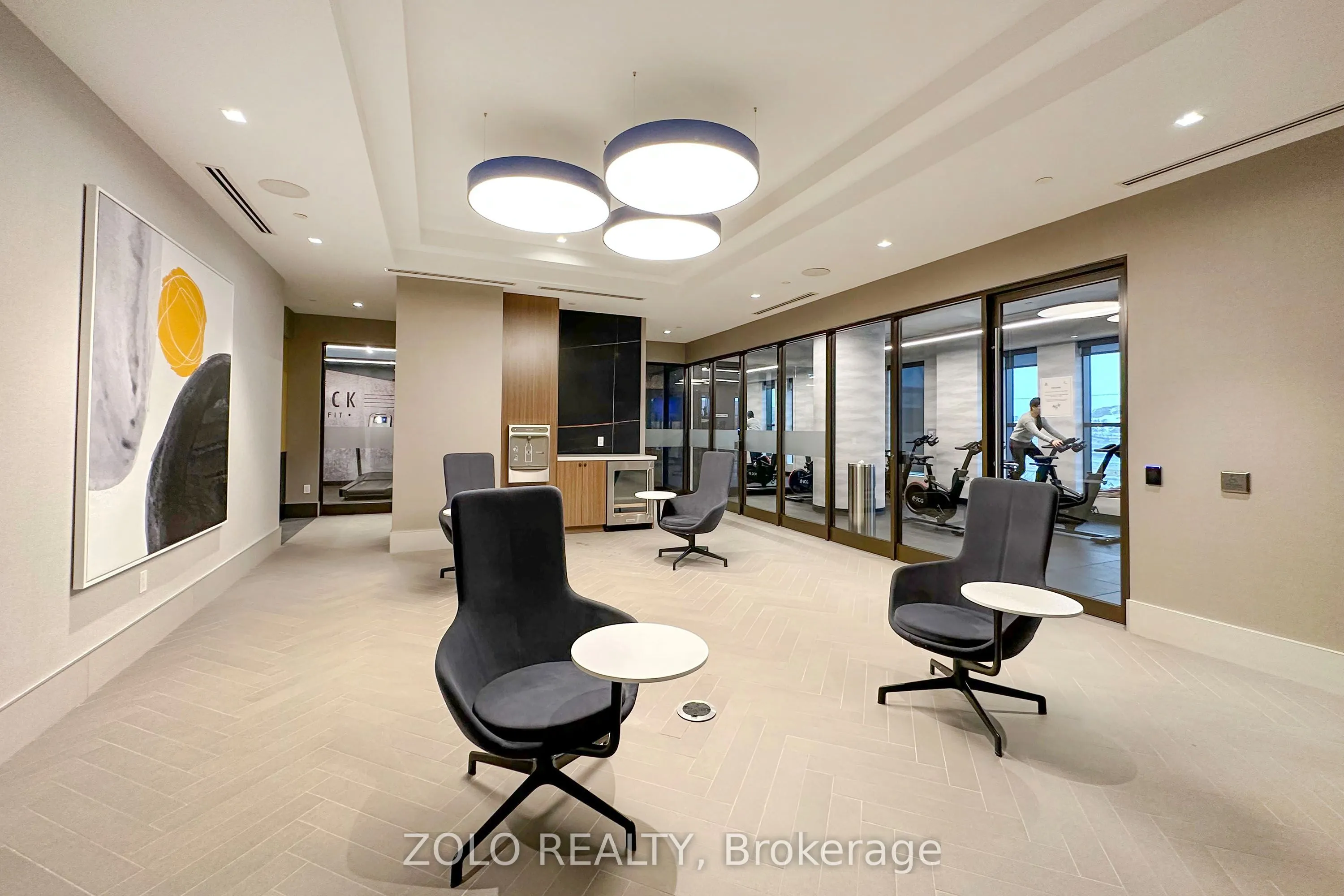 2550 Simcoe Street N, #310
