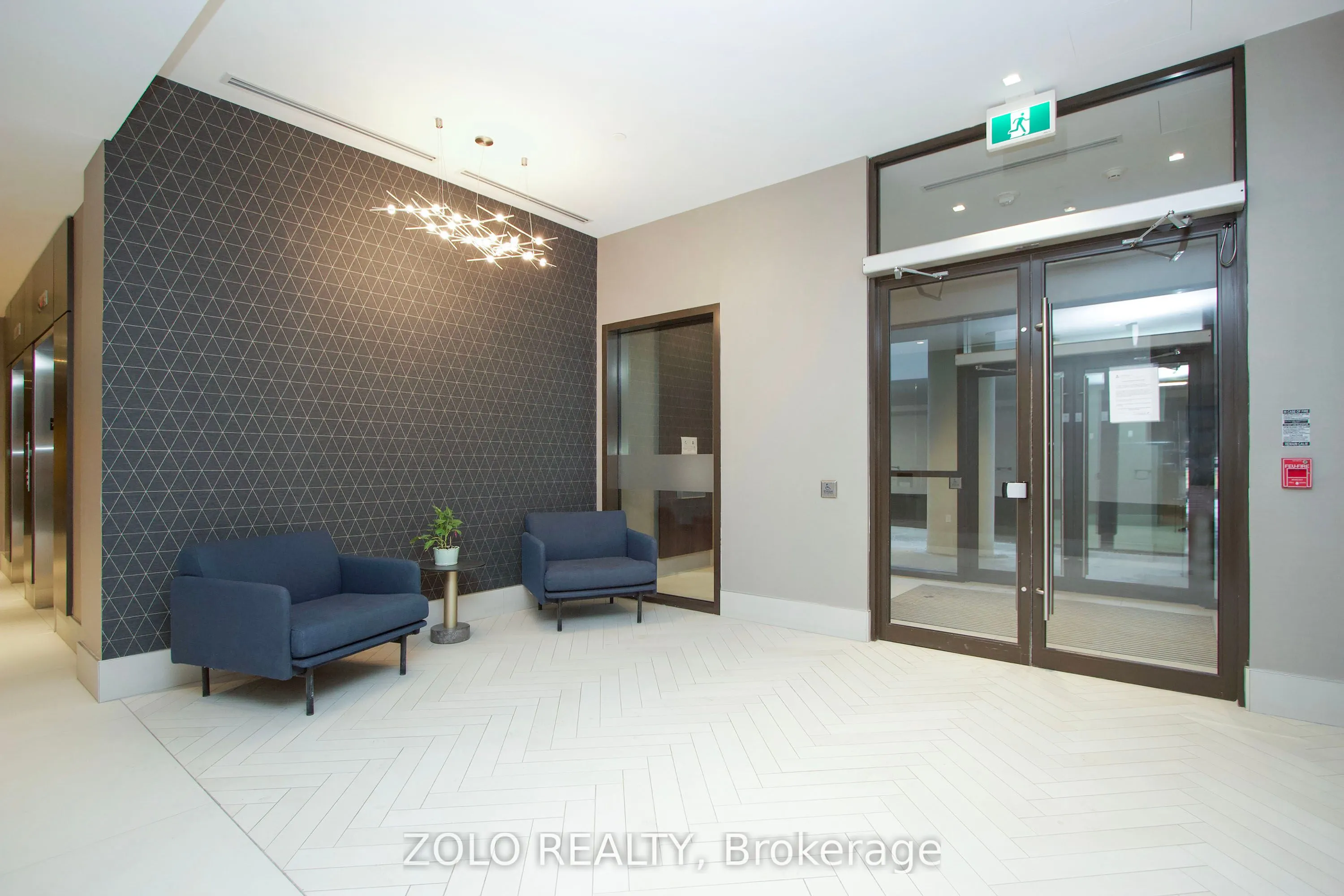 2550 Simcoe Street N, #310