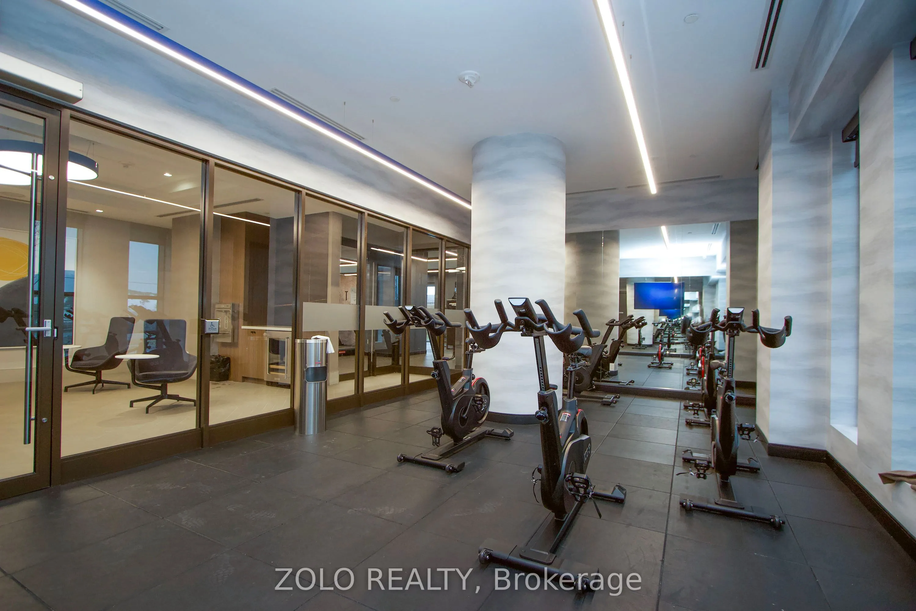 2550 Simcoe Street N, #310