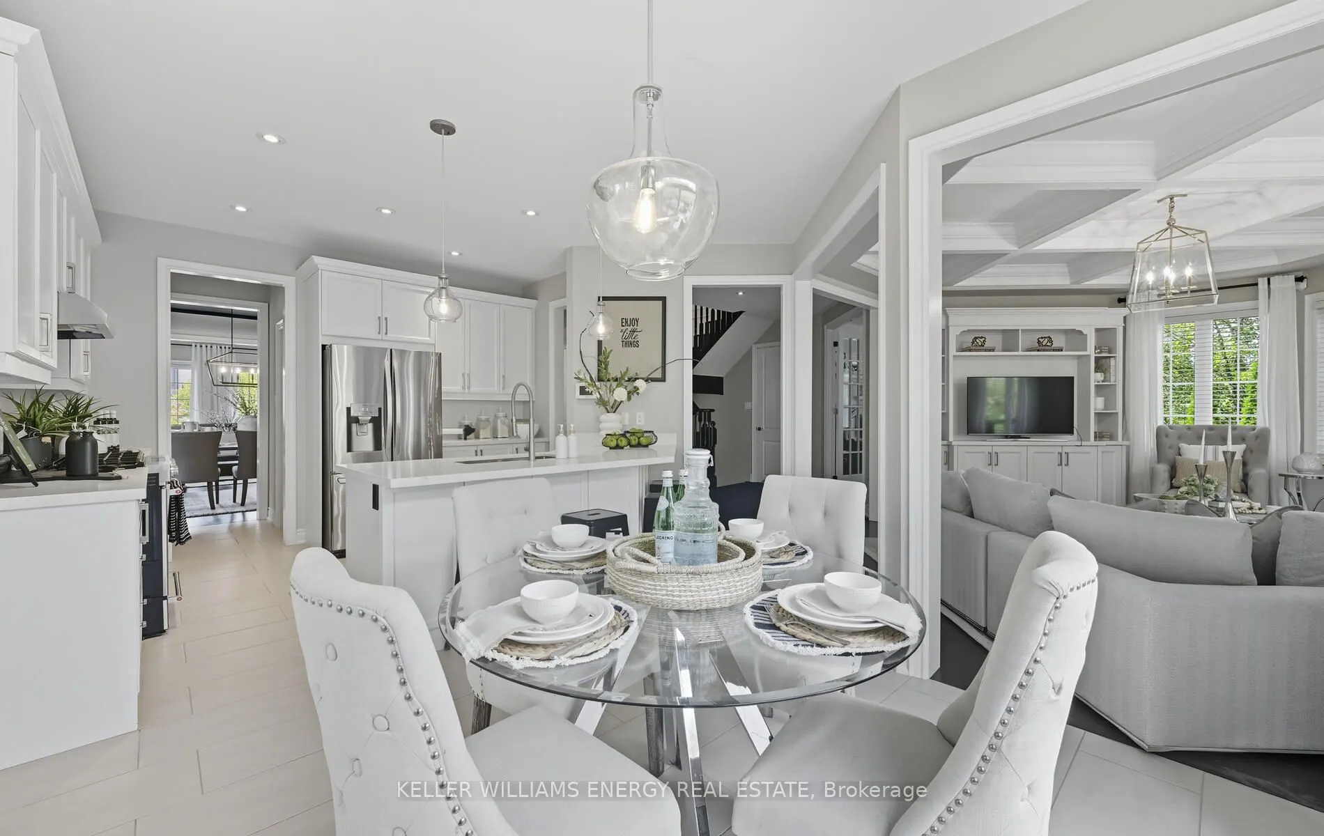 28 Coach Crescent