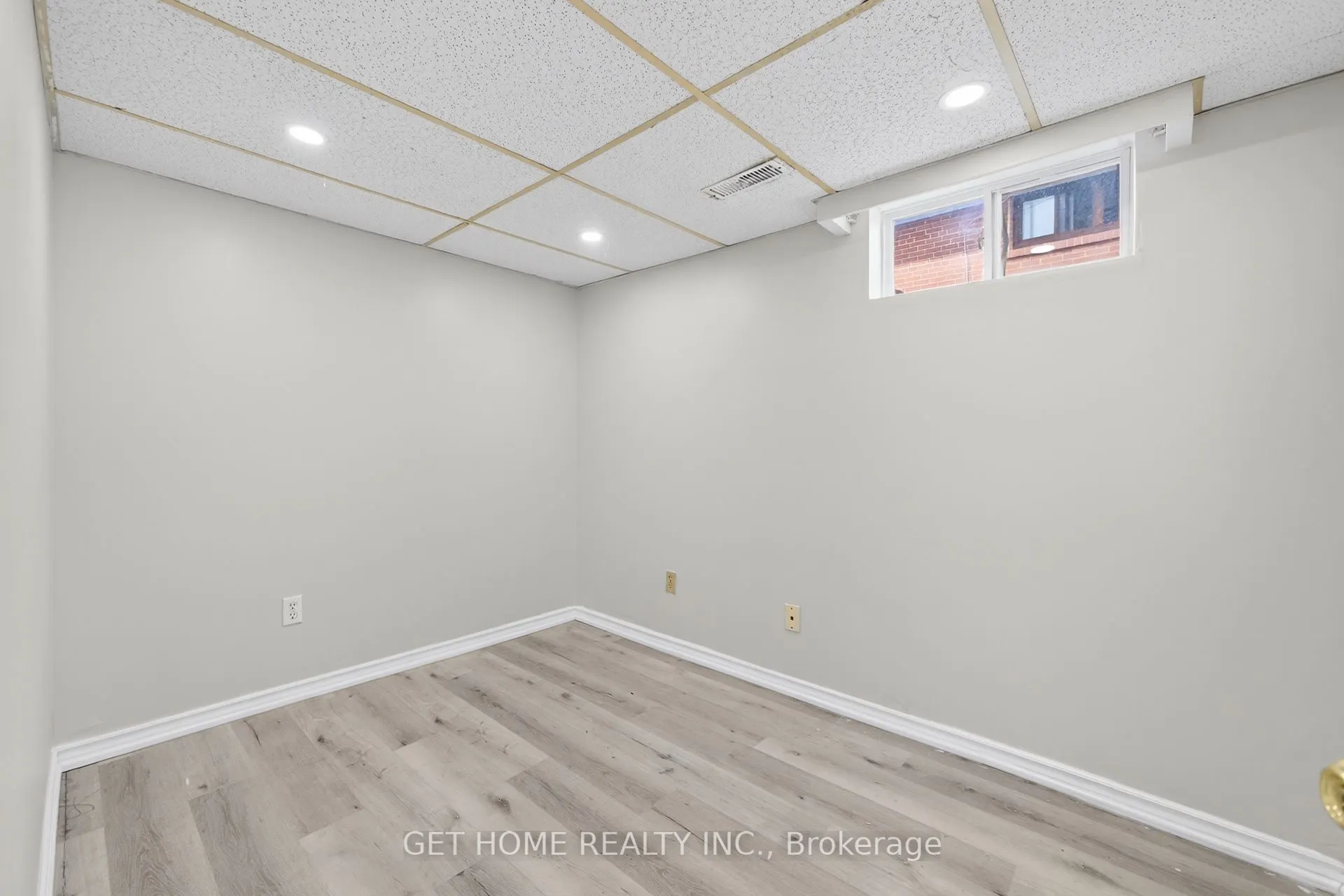 18 SHIER Drive