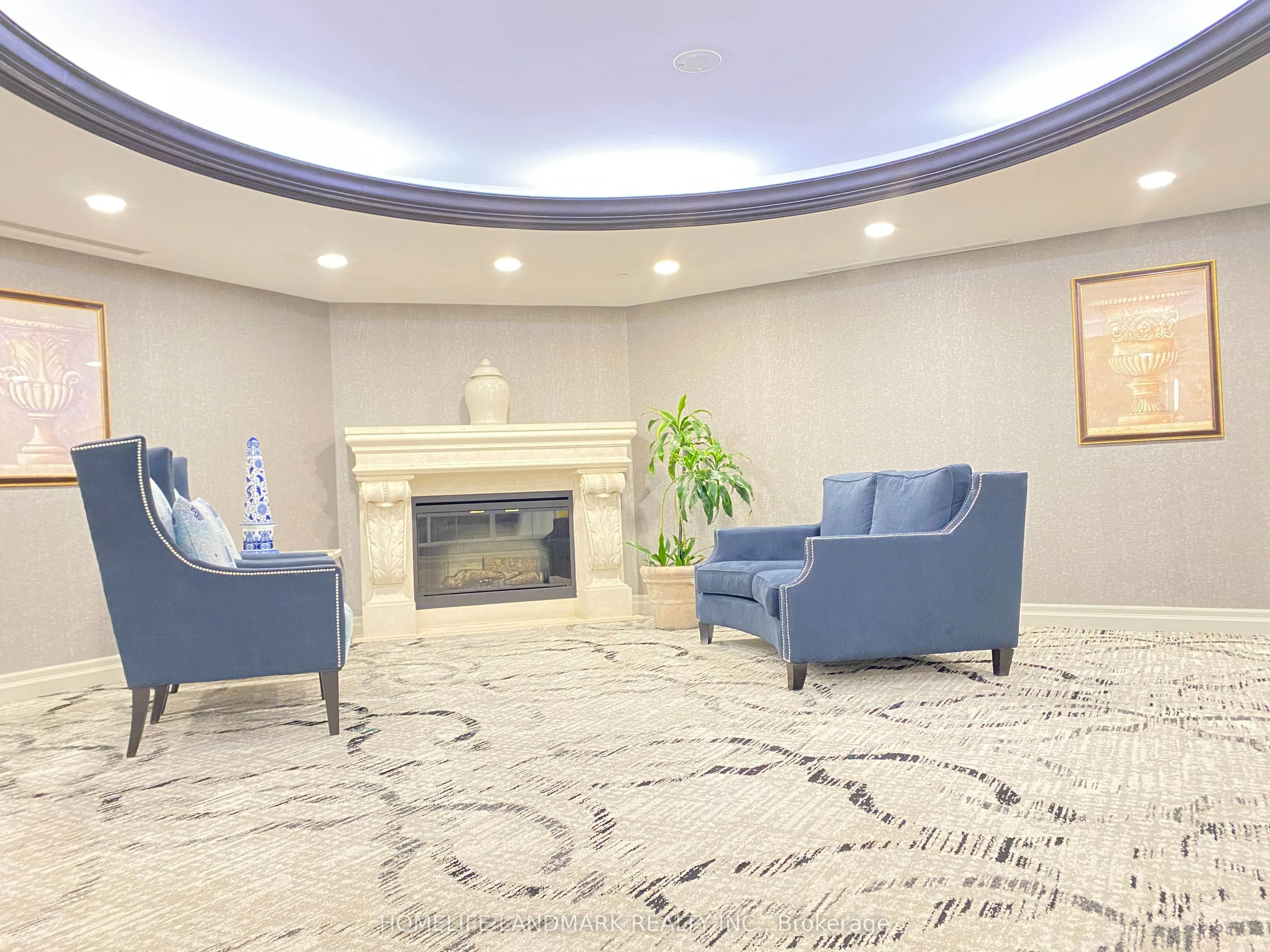 61 Town Centre Court, #2212