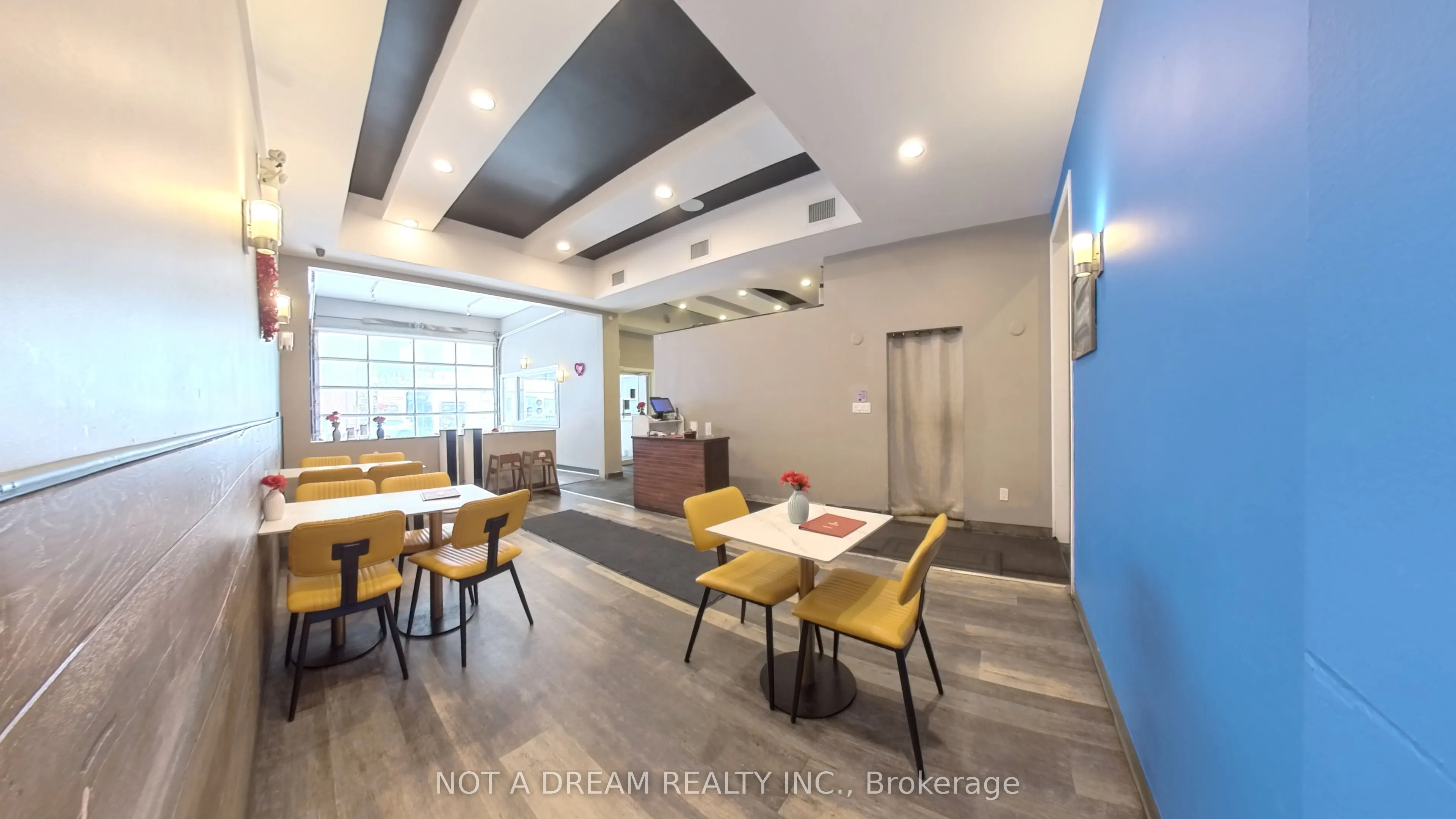 14 King Street W