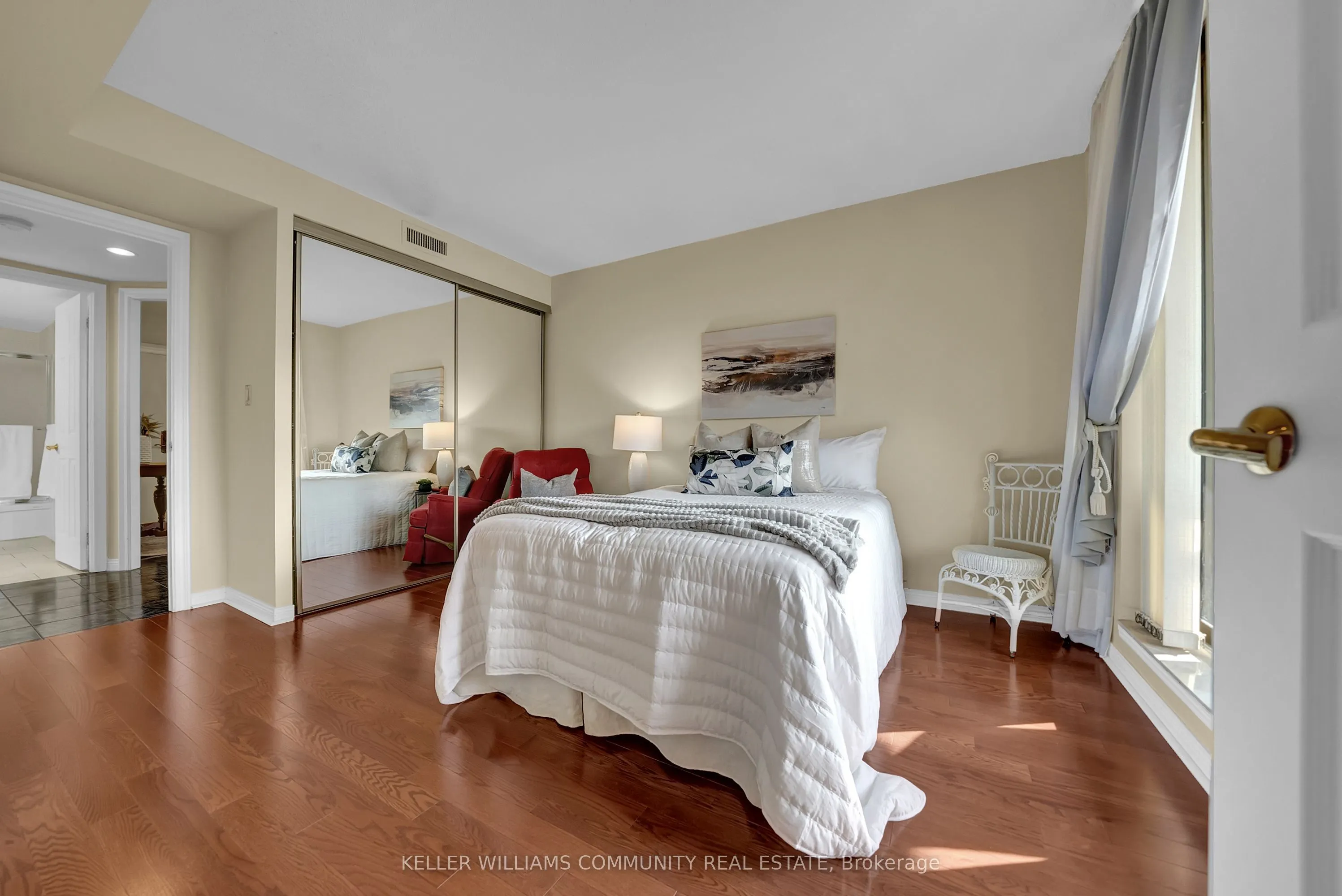 900 Wilson Road N, #405