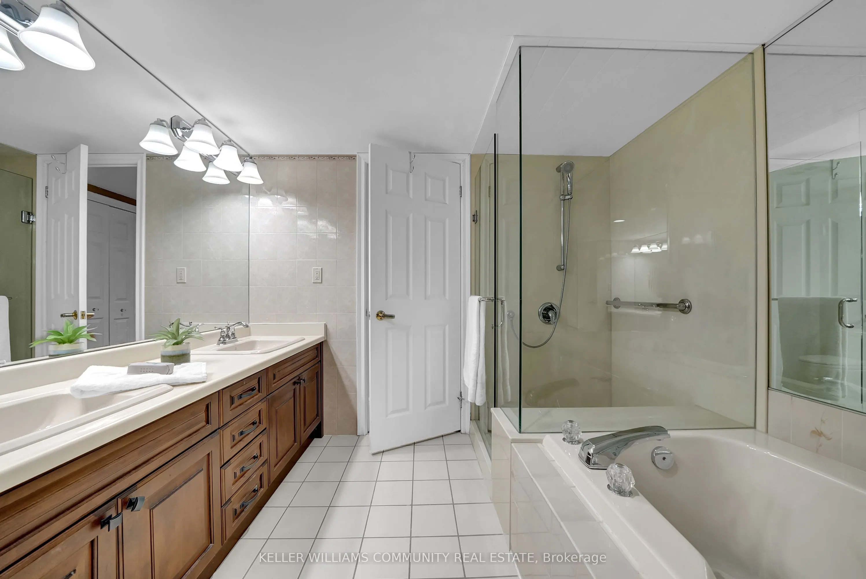 900 Wilson Road N, #405