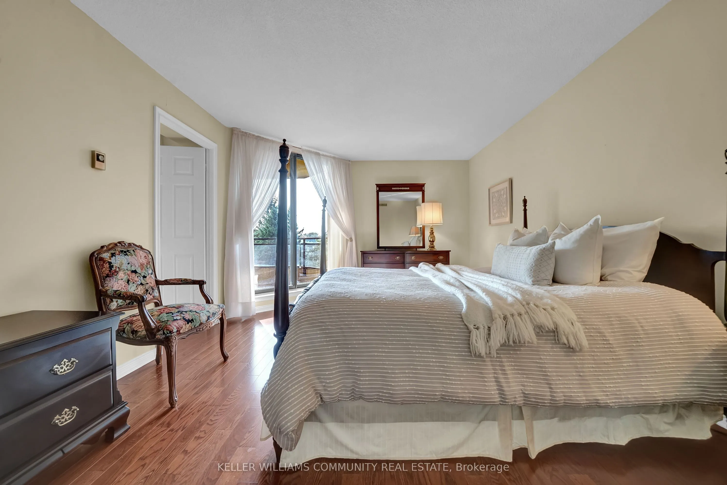 900 Wilson Road N, #405
