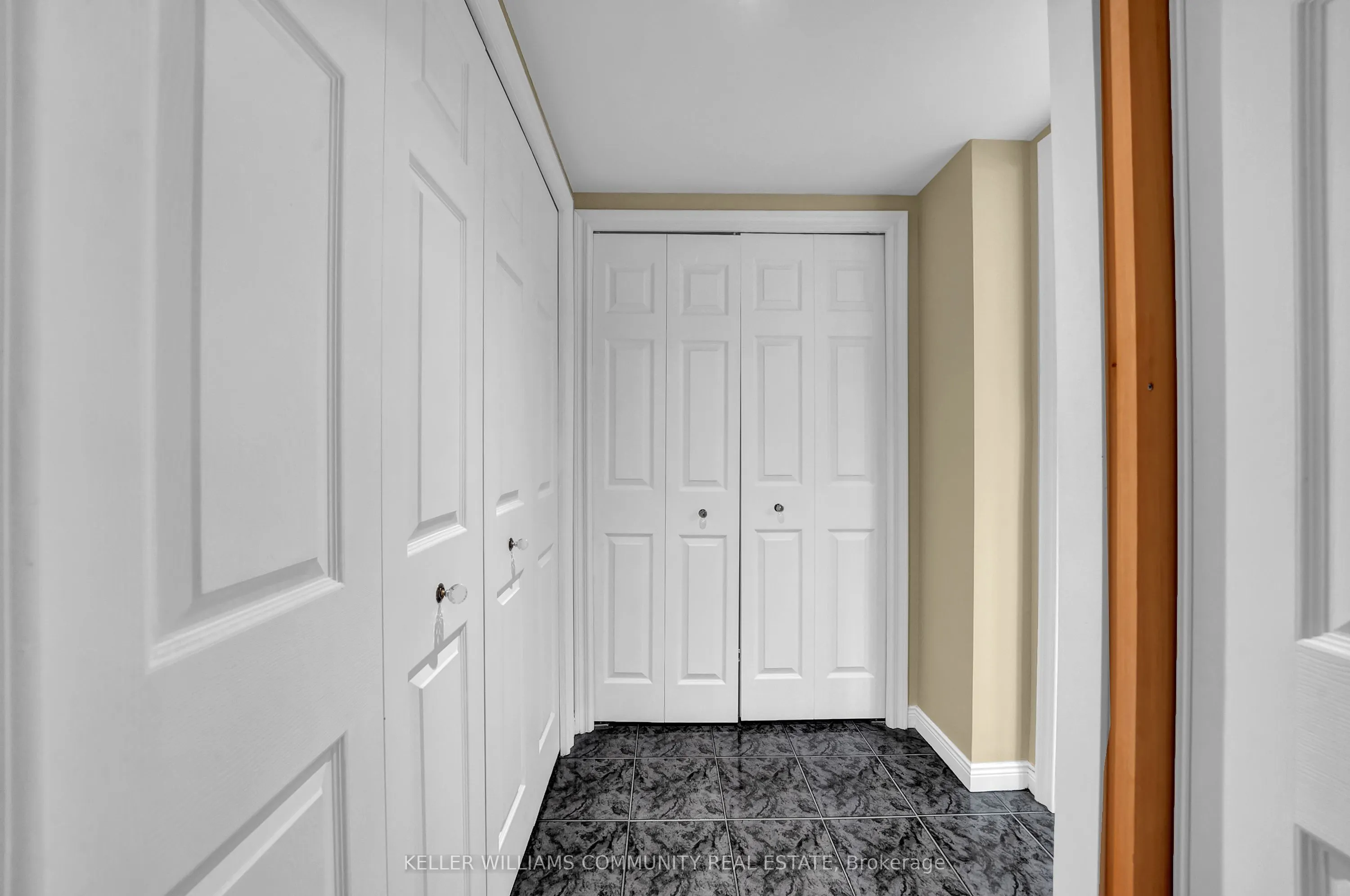 900 Wilson Road N, #405