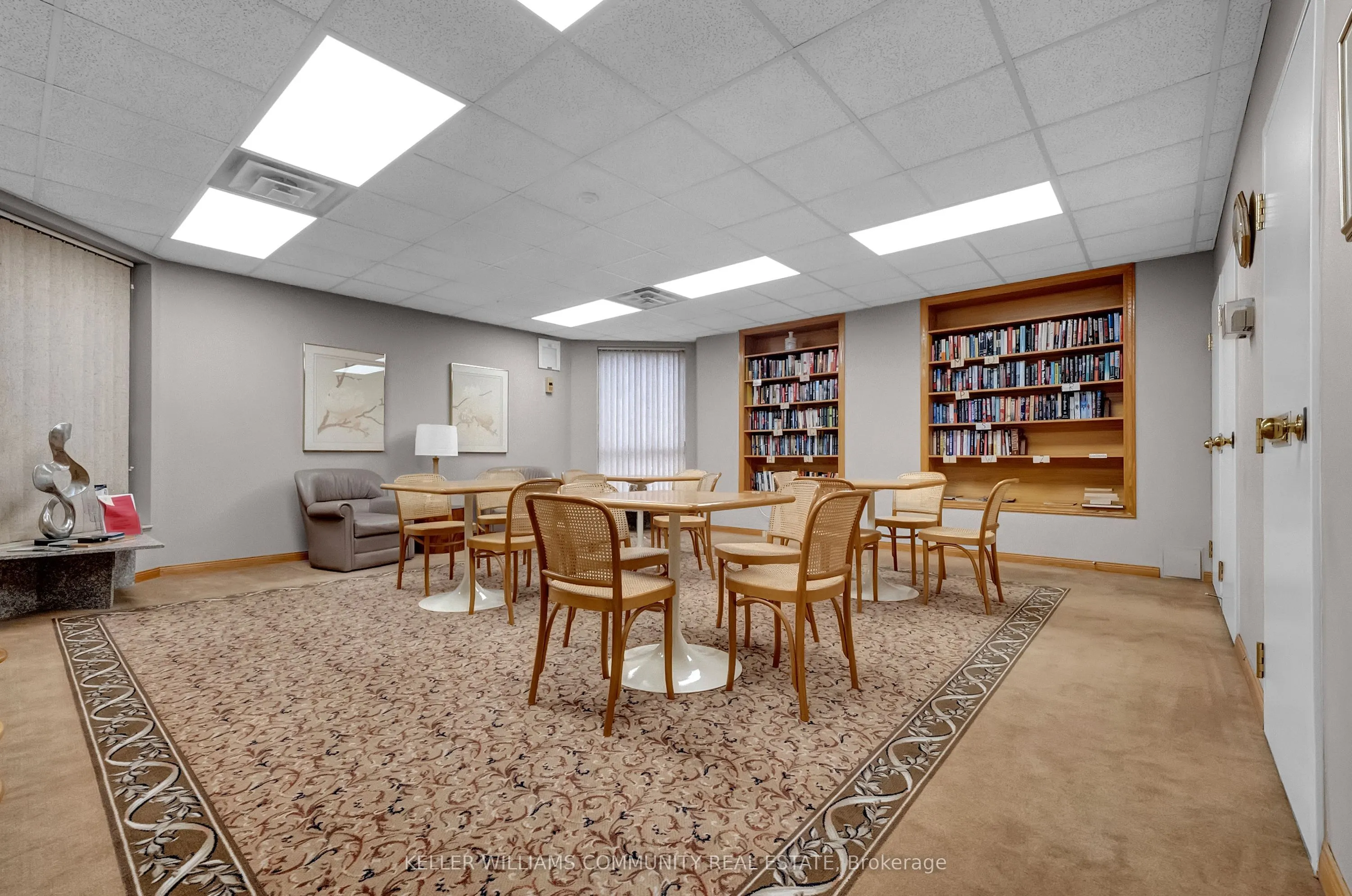 900 Wilson Road N, #405