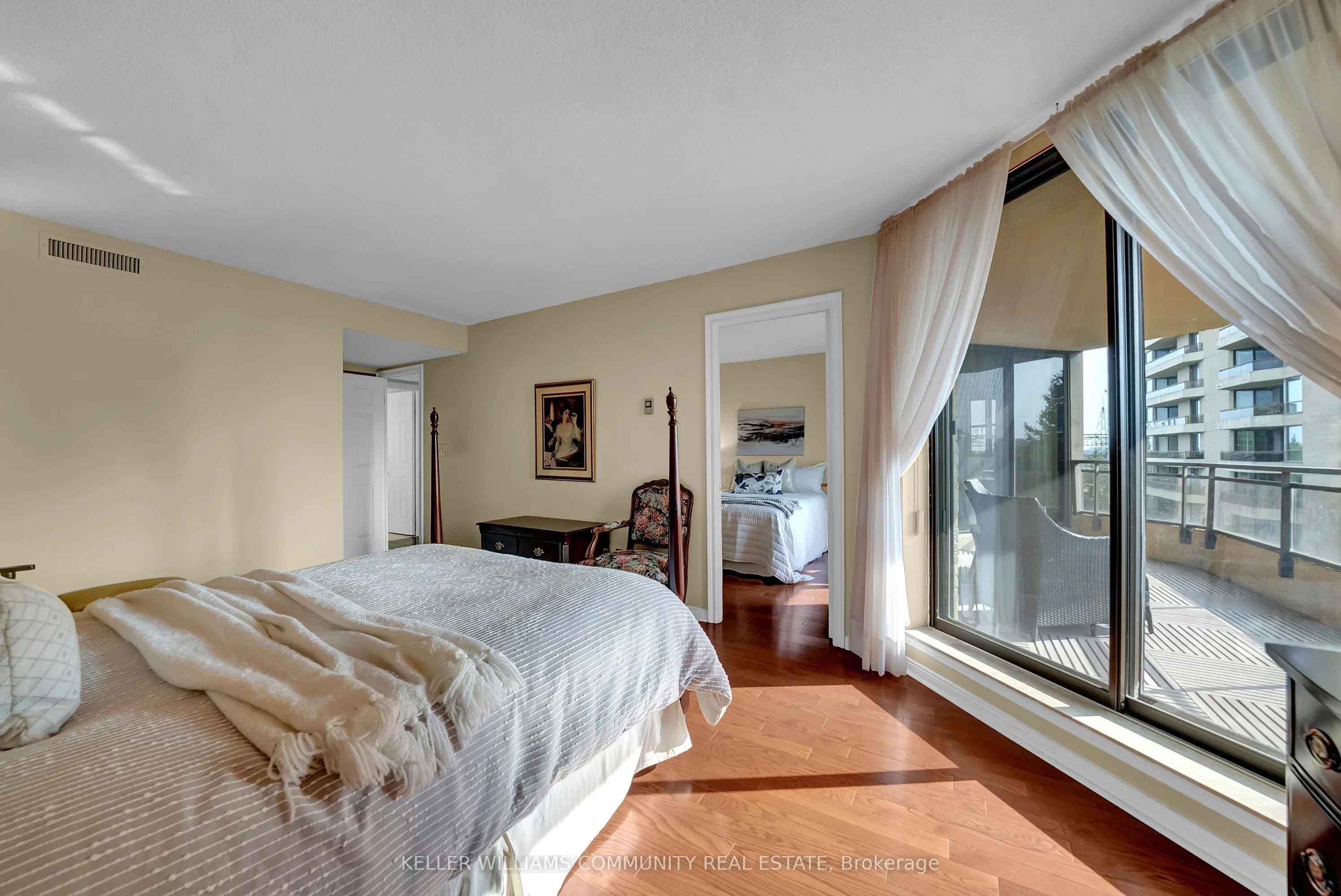 900 Wilson Road N, #405