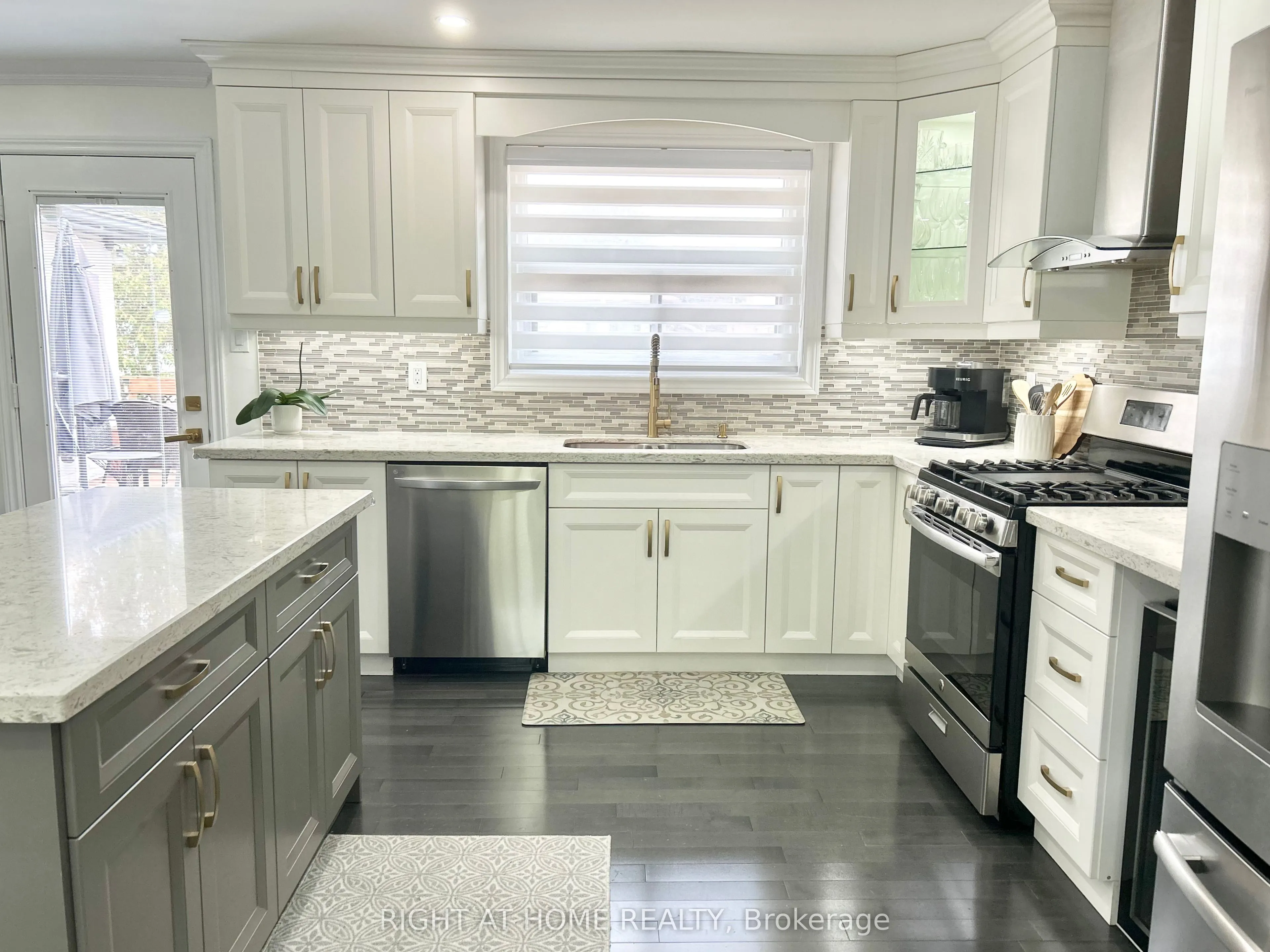 808 Sanok Drive