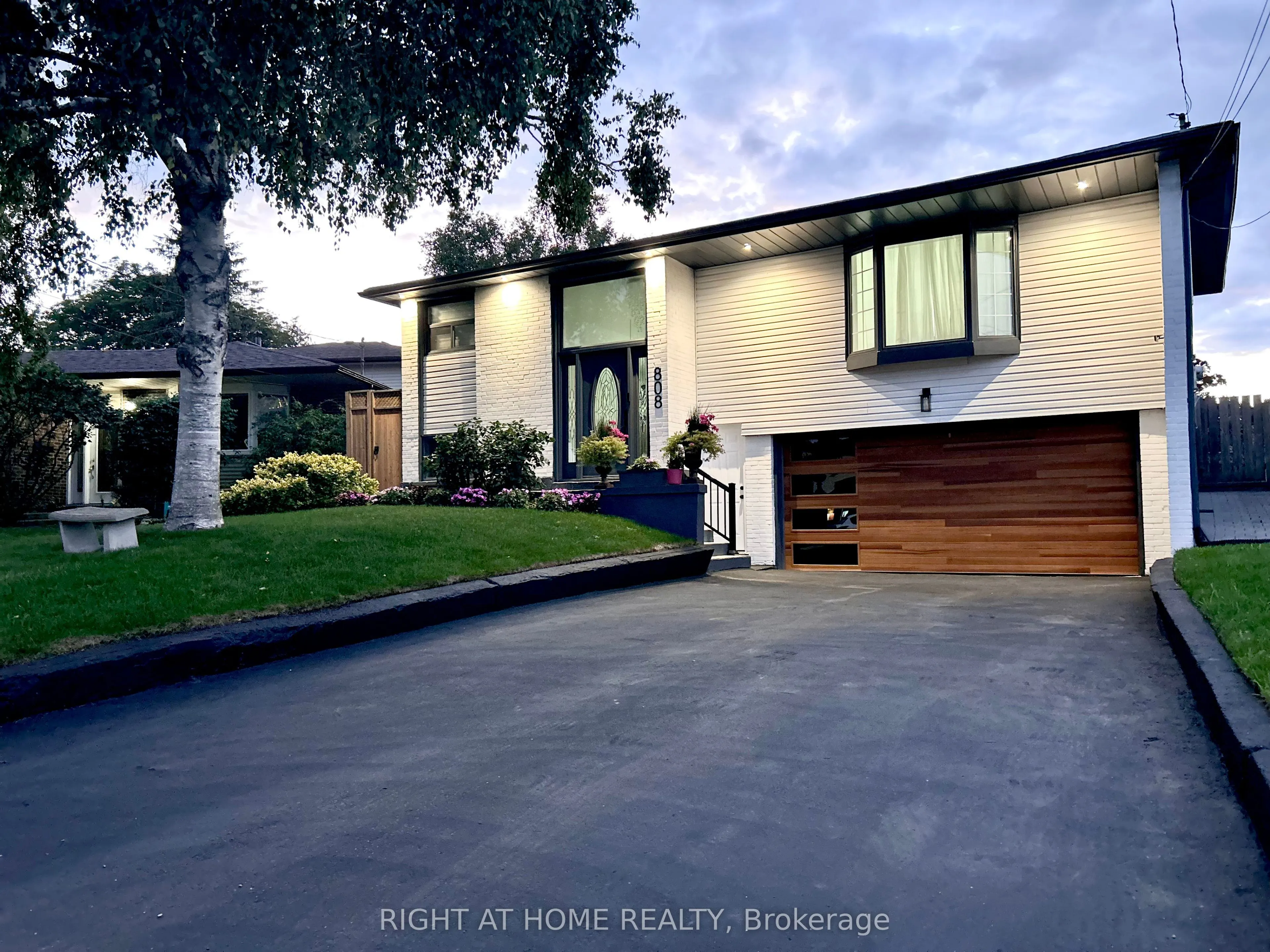 808 Sanok Drive