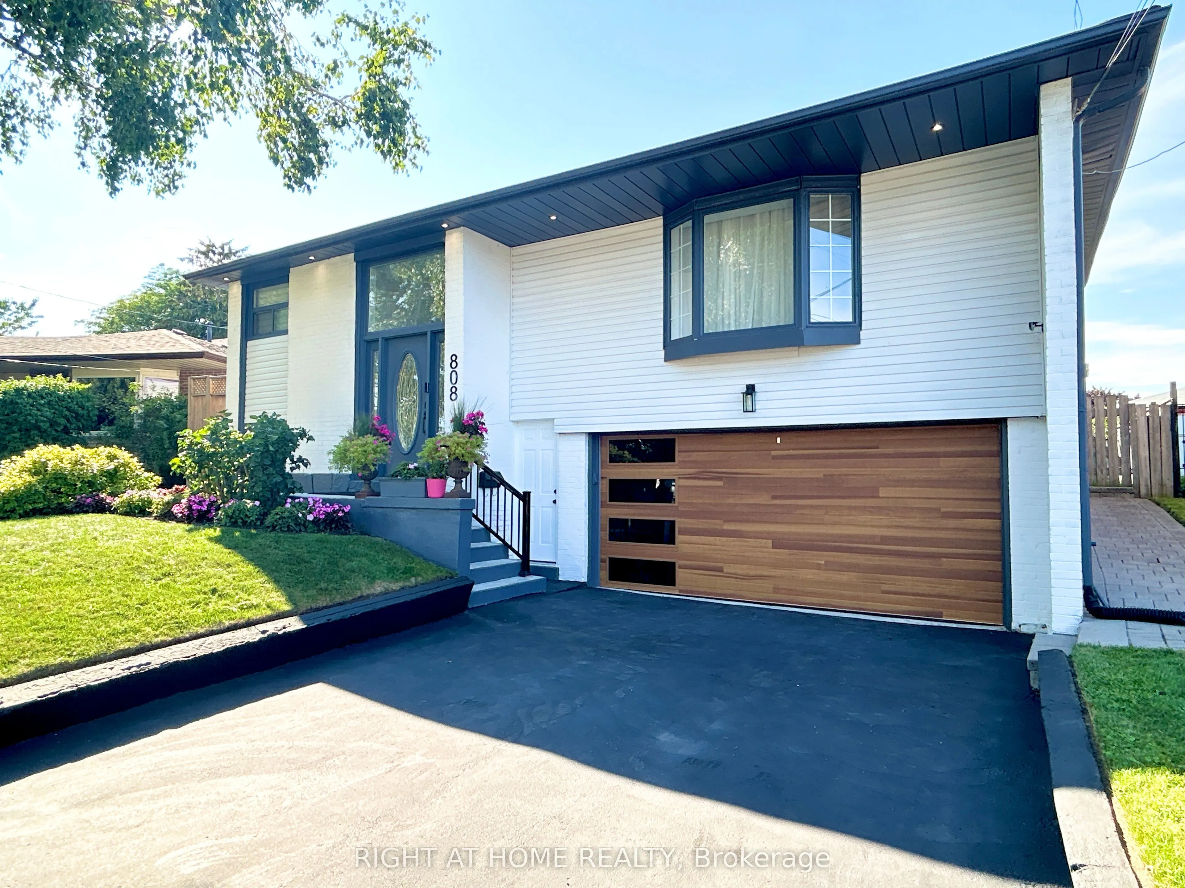 808 Sanok Drive