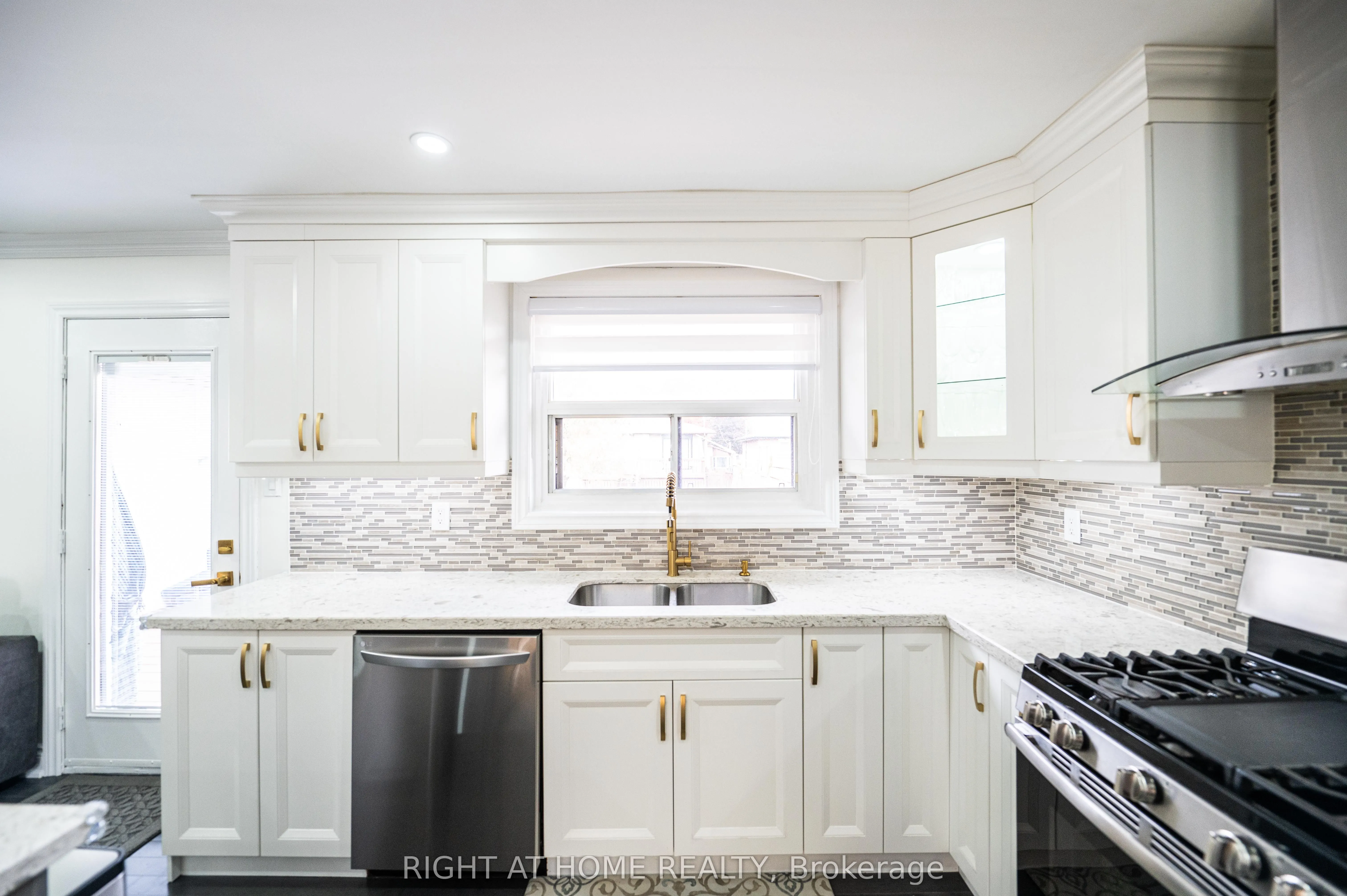808 Sanok Drive