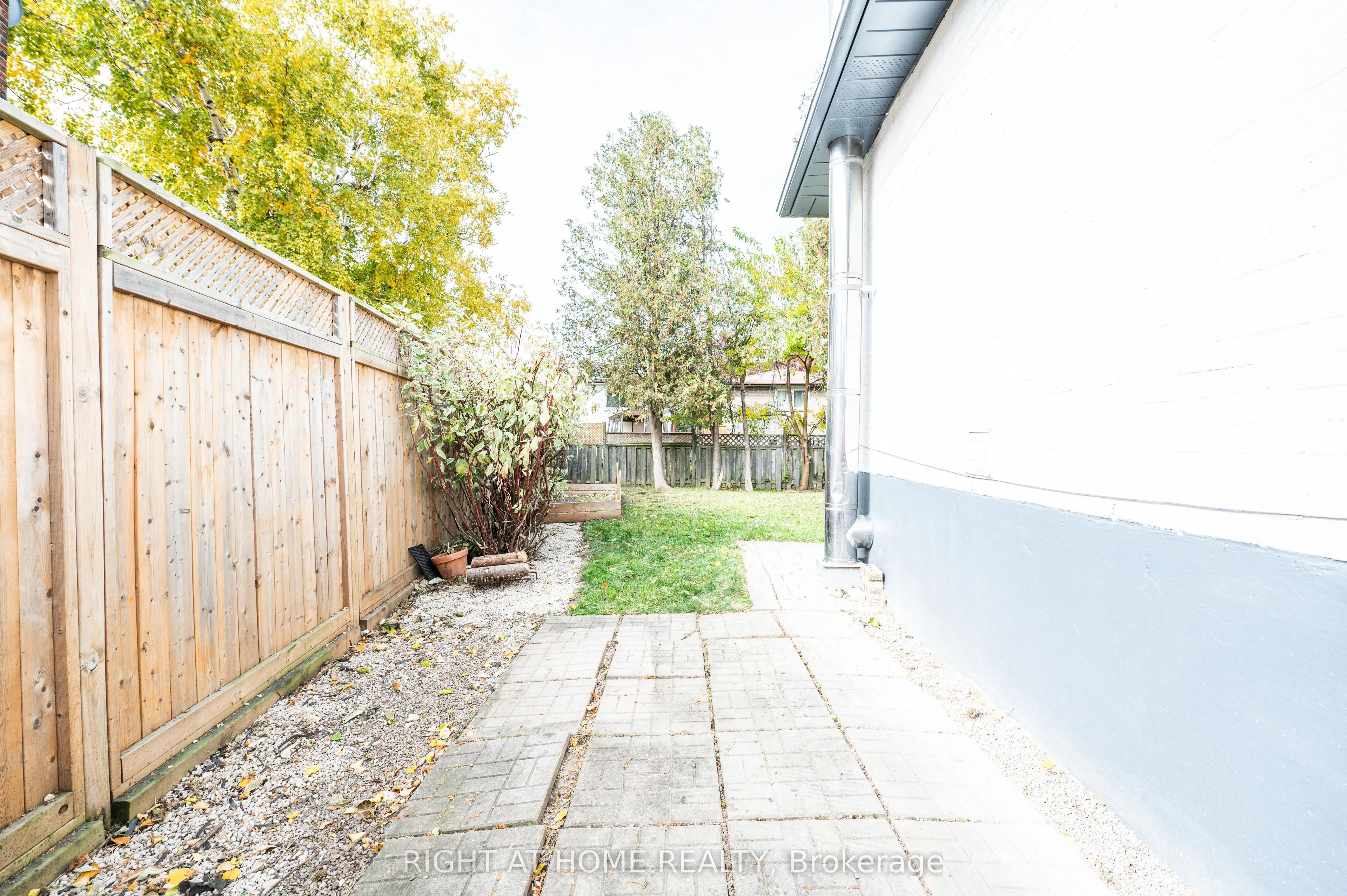 808 Sanok Drive