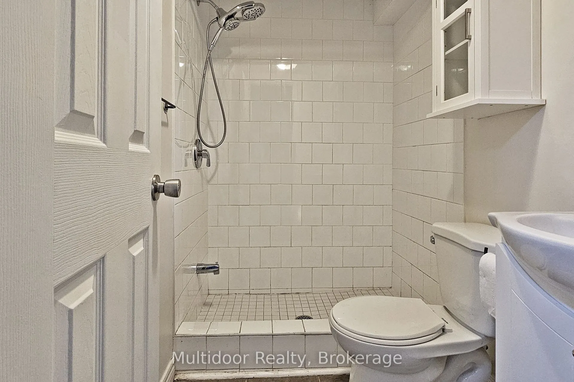 1100 Oxford Street, #2