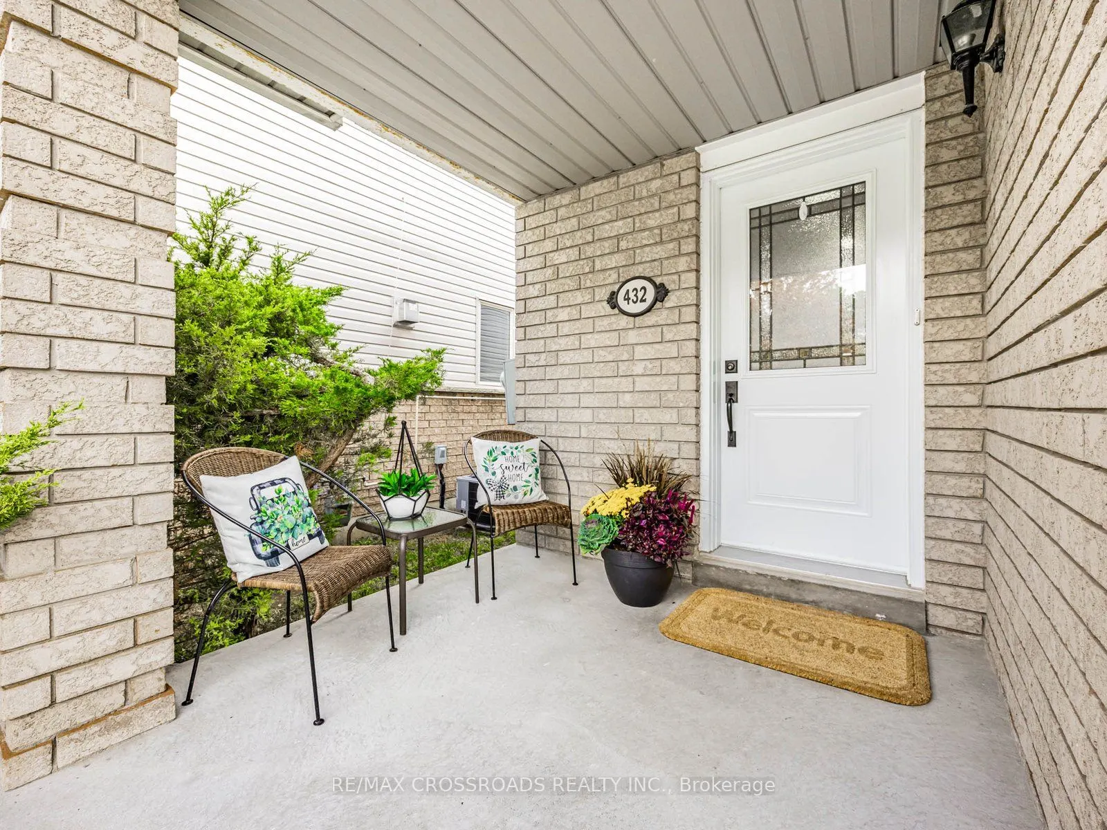 432 Sparrow Circle