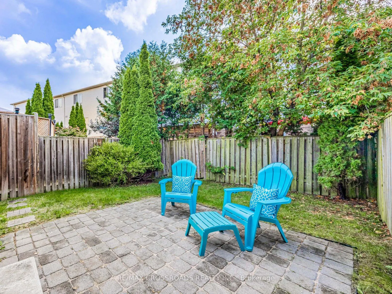 432 Sparrow Circle