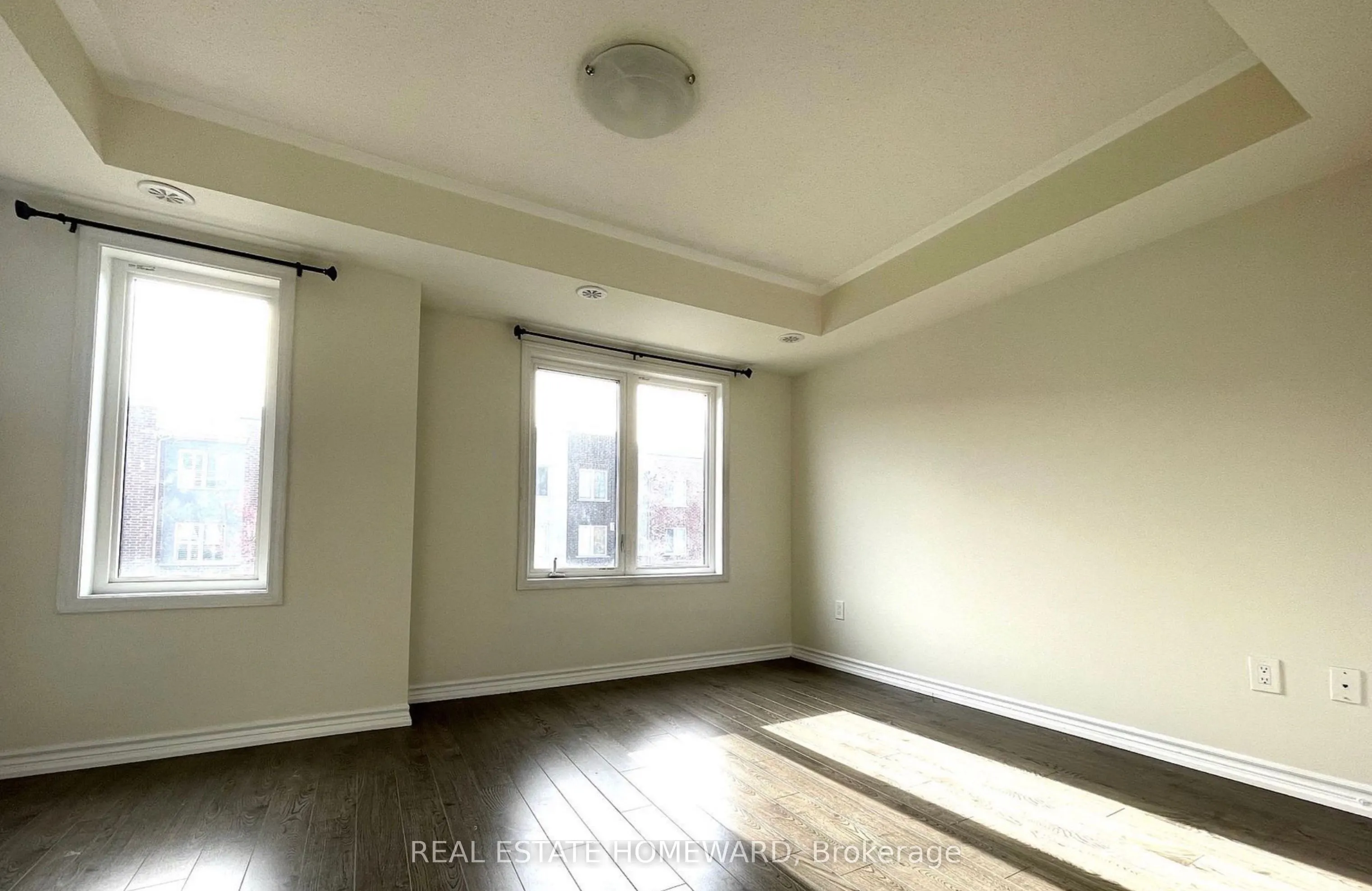 45 Heron Park Place, #11