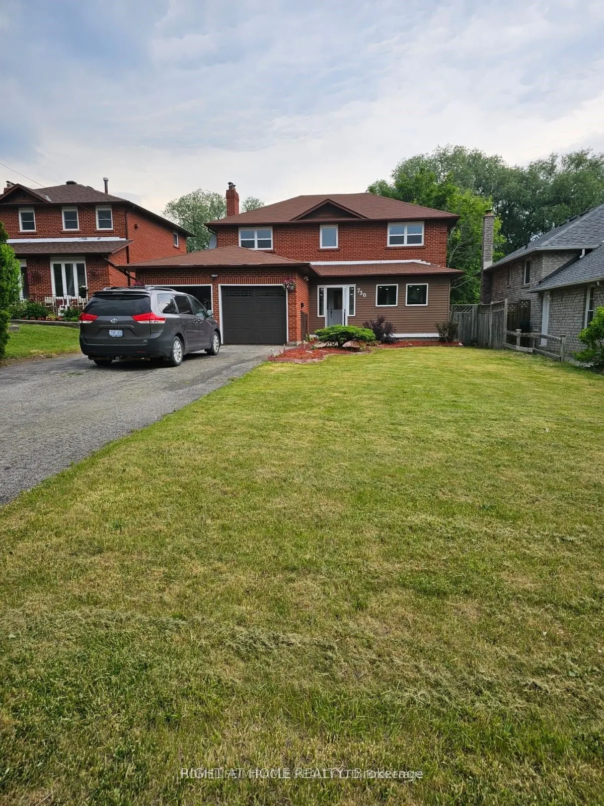 730 Sheppard Avenue, #Main