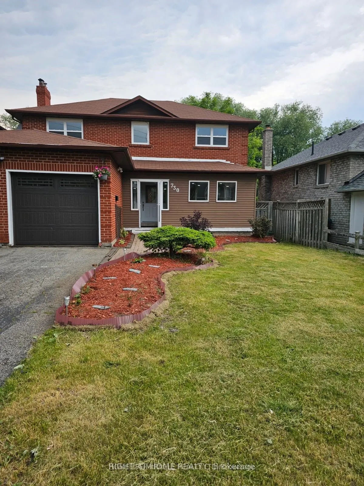 730 Sheppard Avenue, #Main