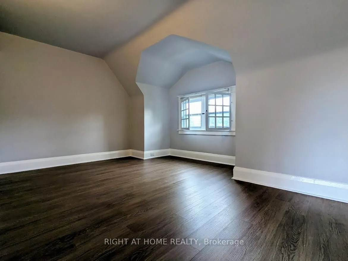 239 Woodbine Avenue