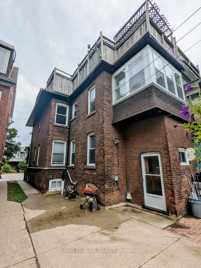 239 Woodbine Avenue
