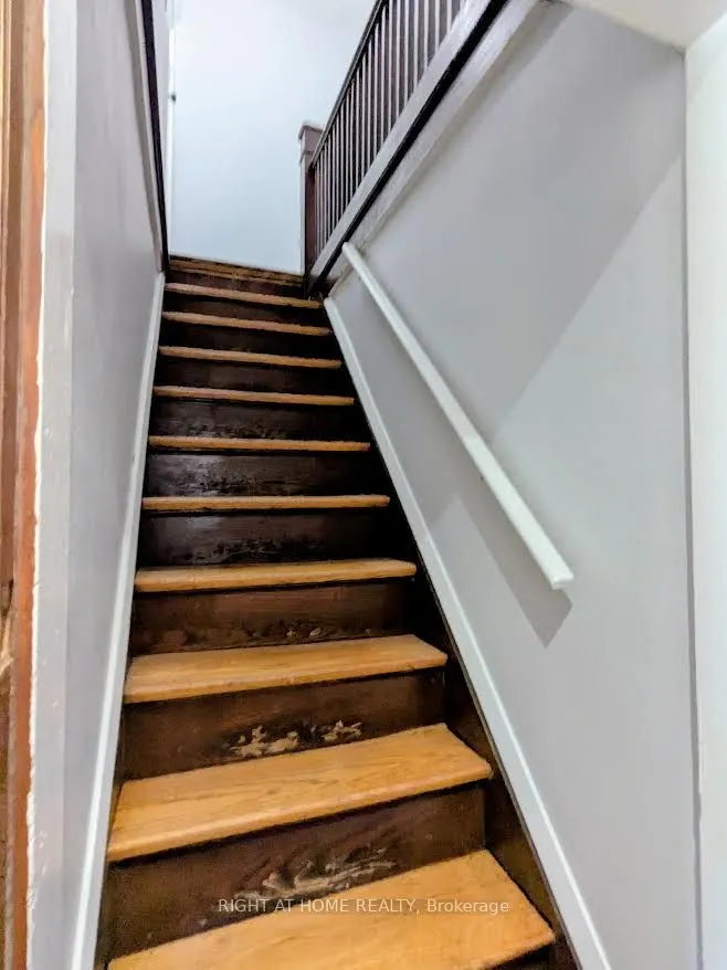 239 Woodbine Avenue