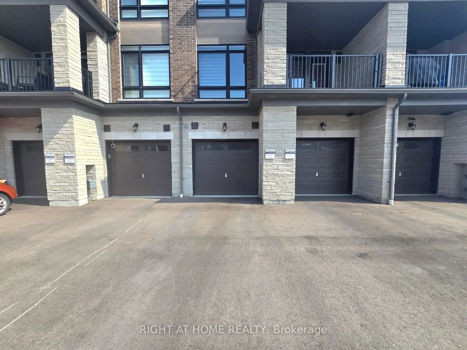 496 Salem Road S, #496