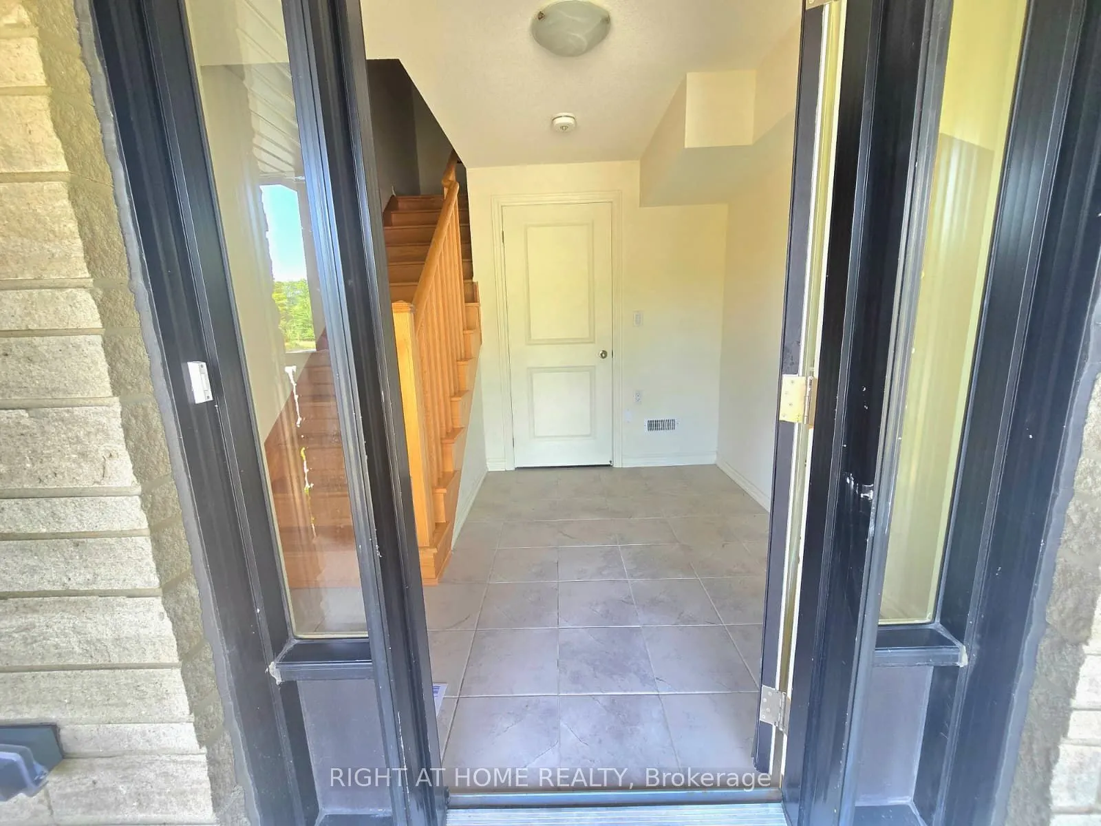 496 Salem Road S, #496