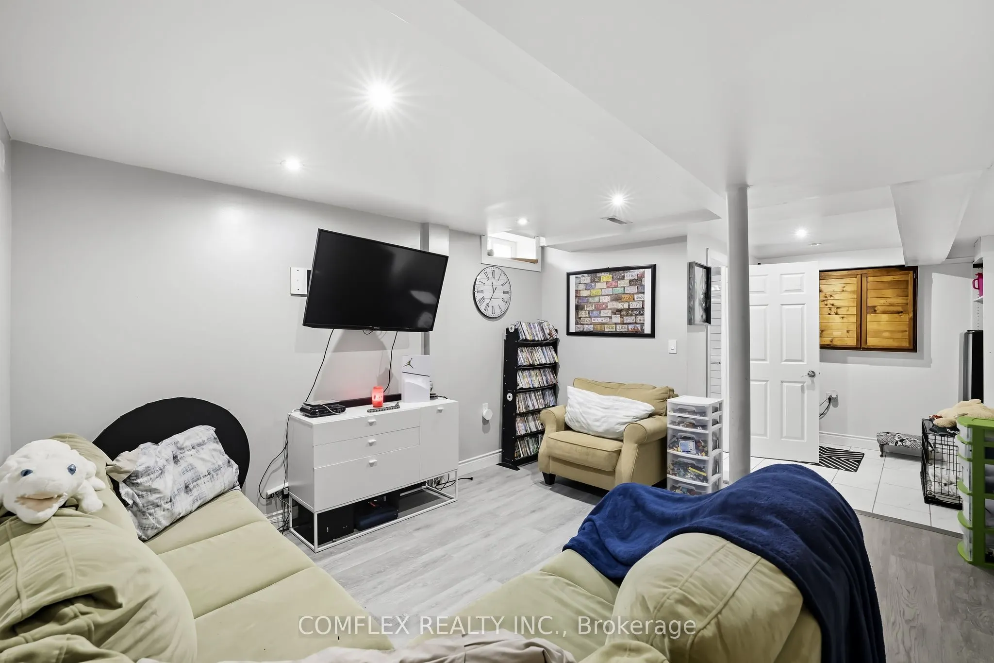 680 Avery Court