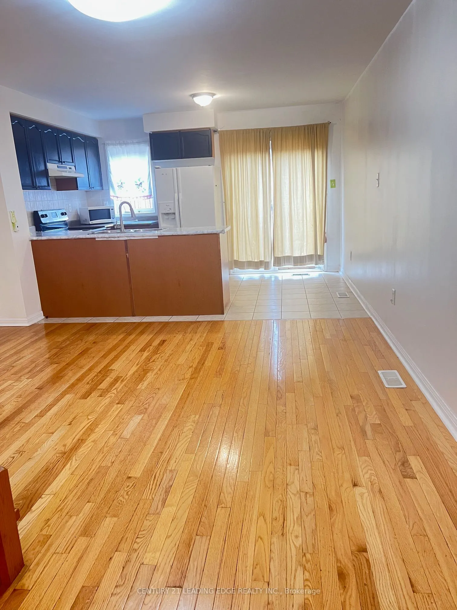 17 COYOTE Crescent