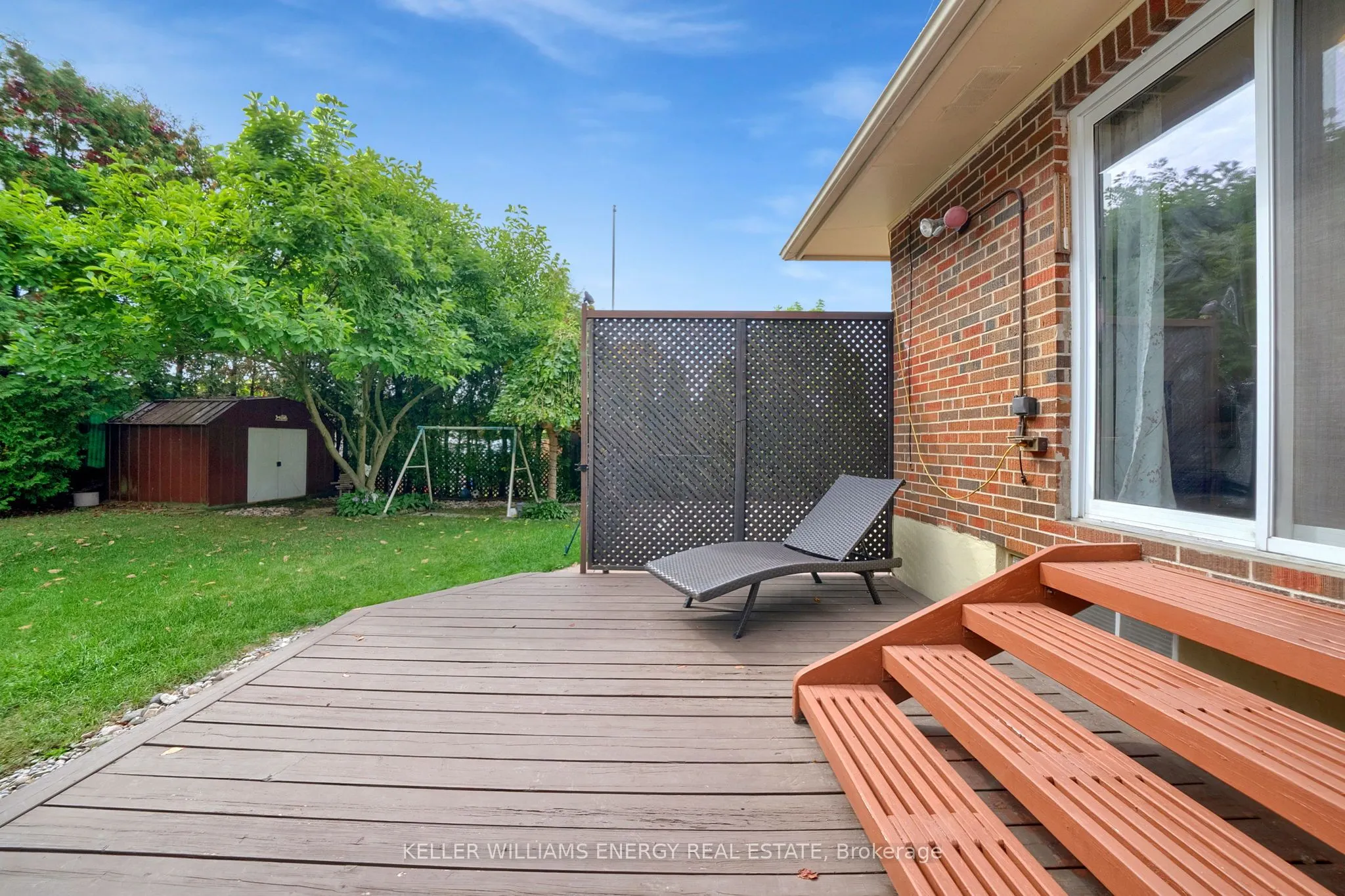 607 Newman Crescent