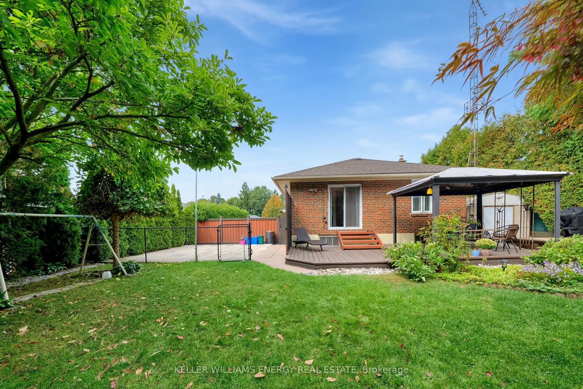 607 Newman Crescent