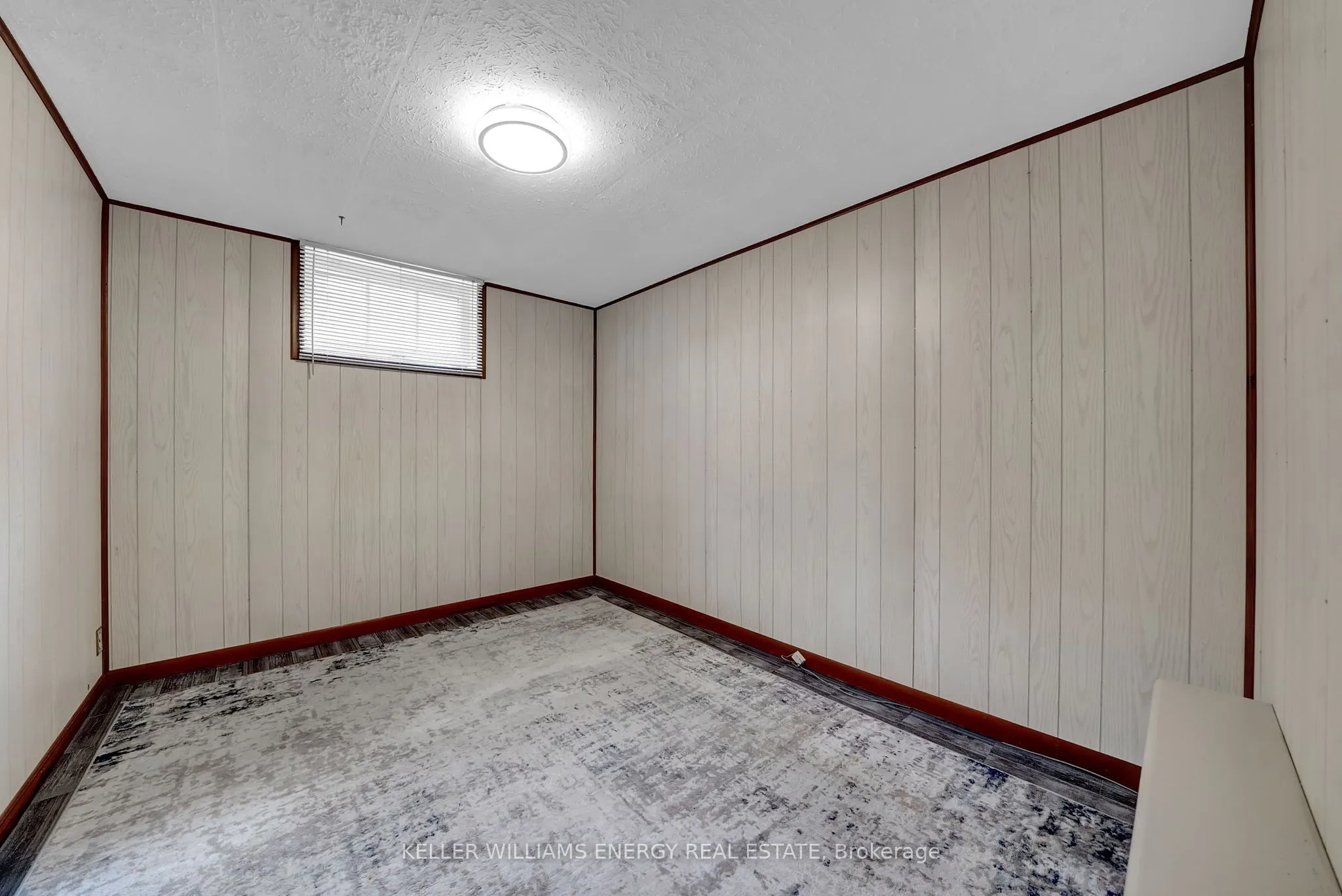 607 Newman Crescent