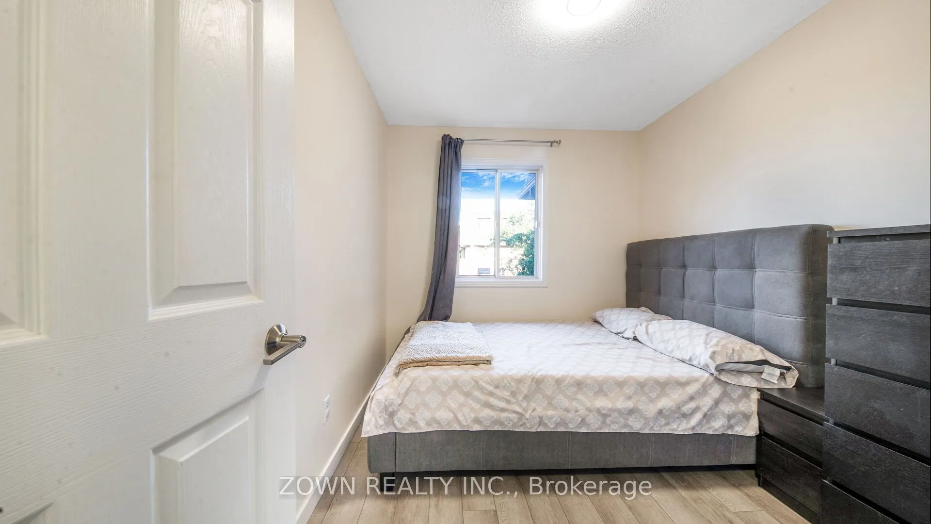 6 Mason Road, #2