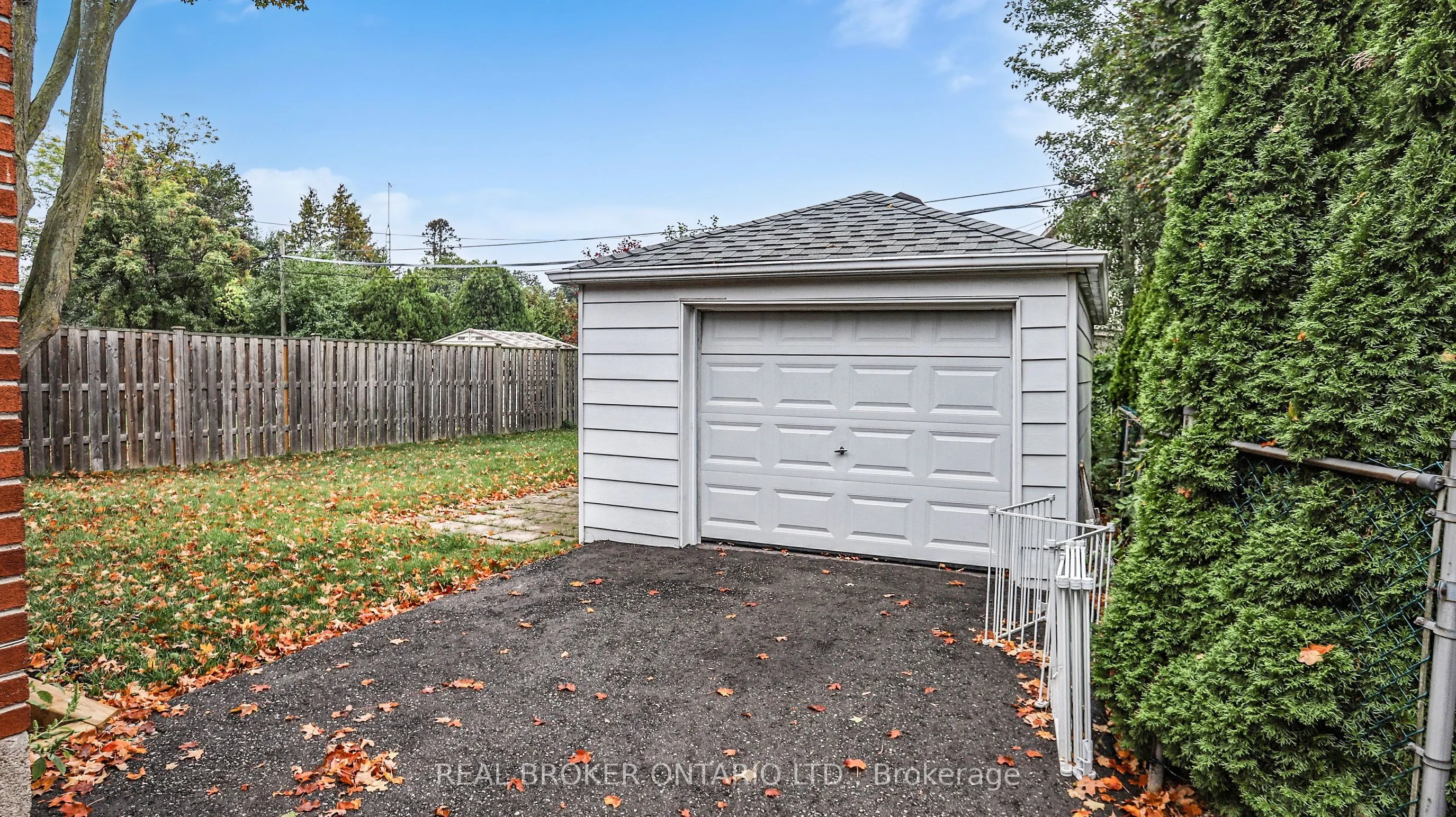 20 Muldrew Avenue