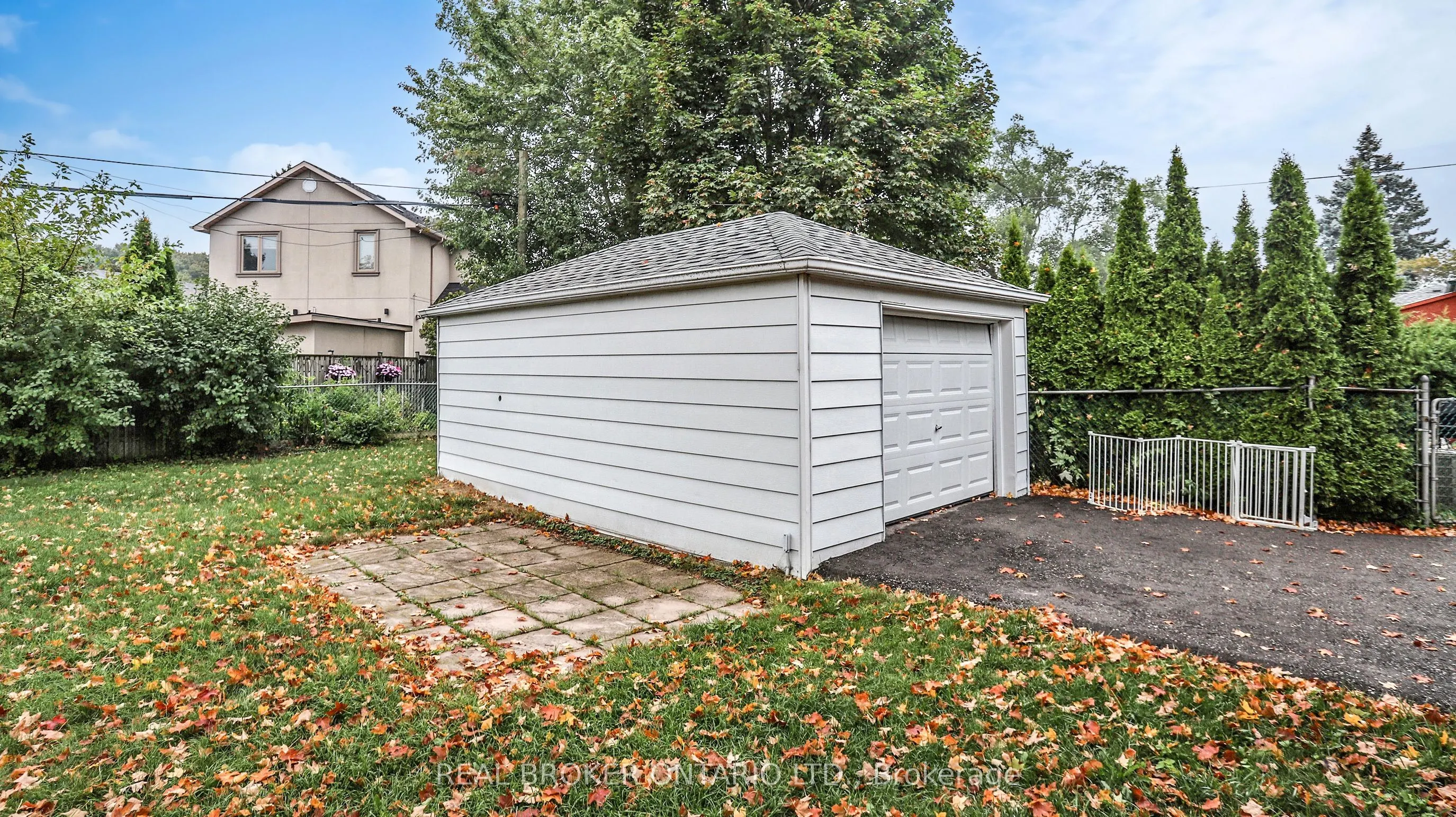 20 Muldrew Avenue