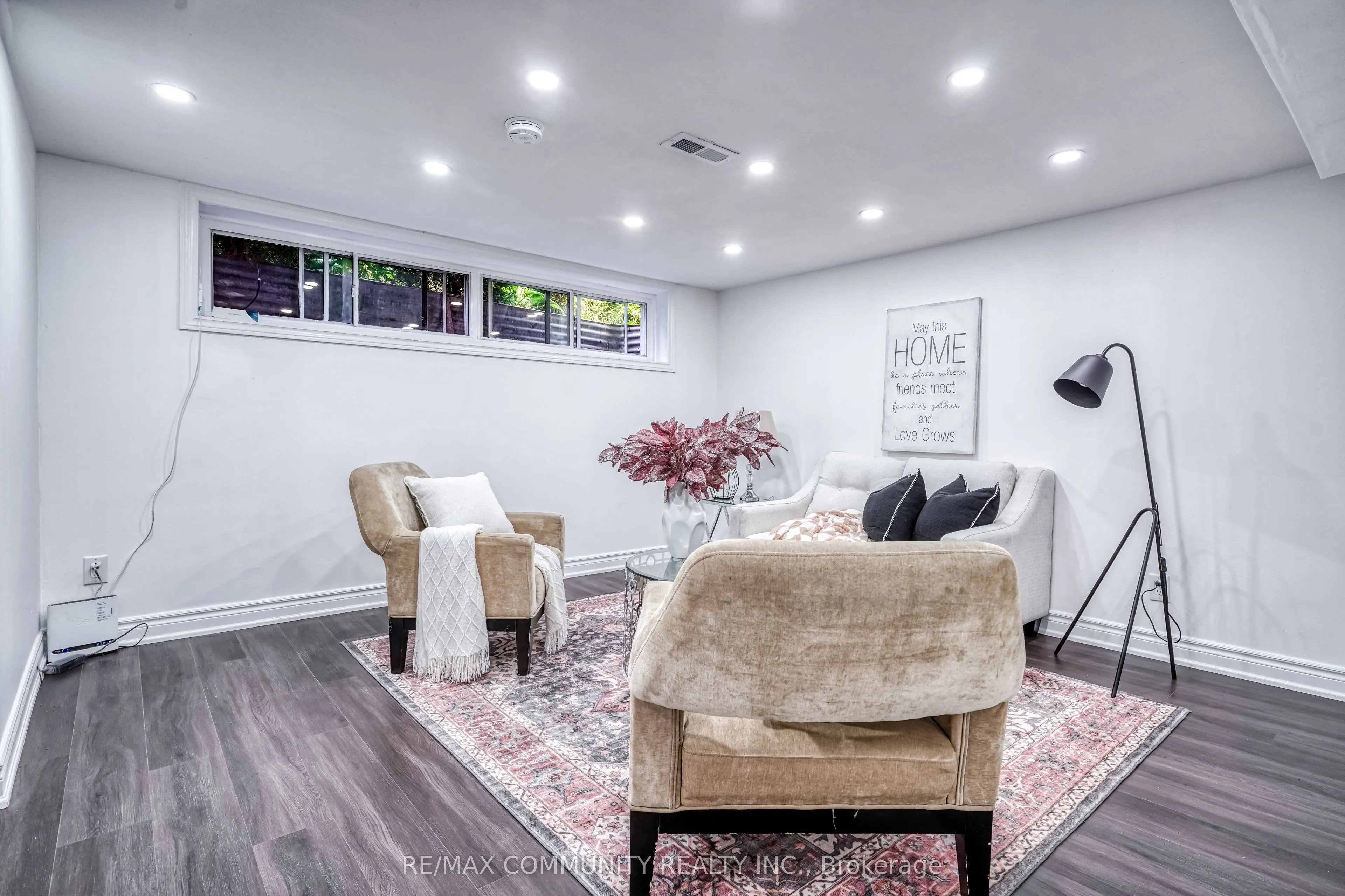 94 Sedgemount Drive