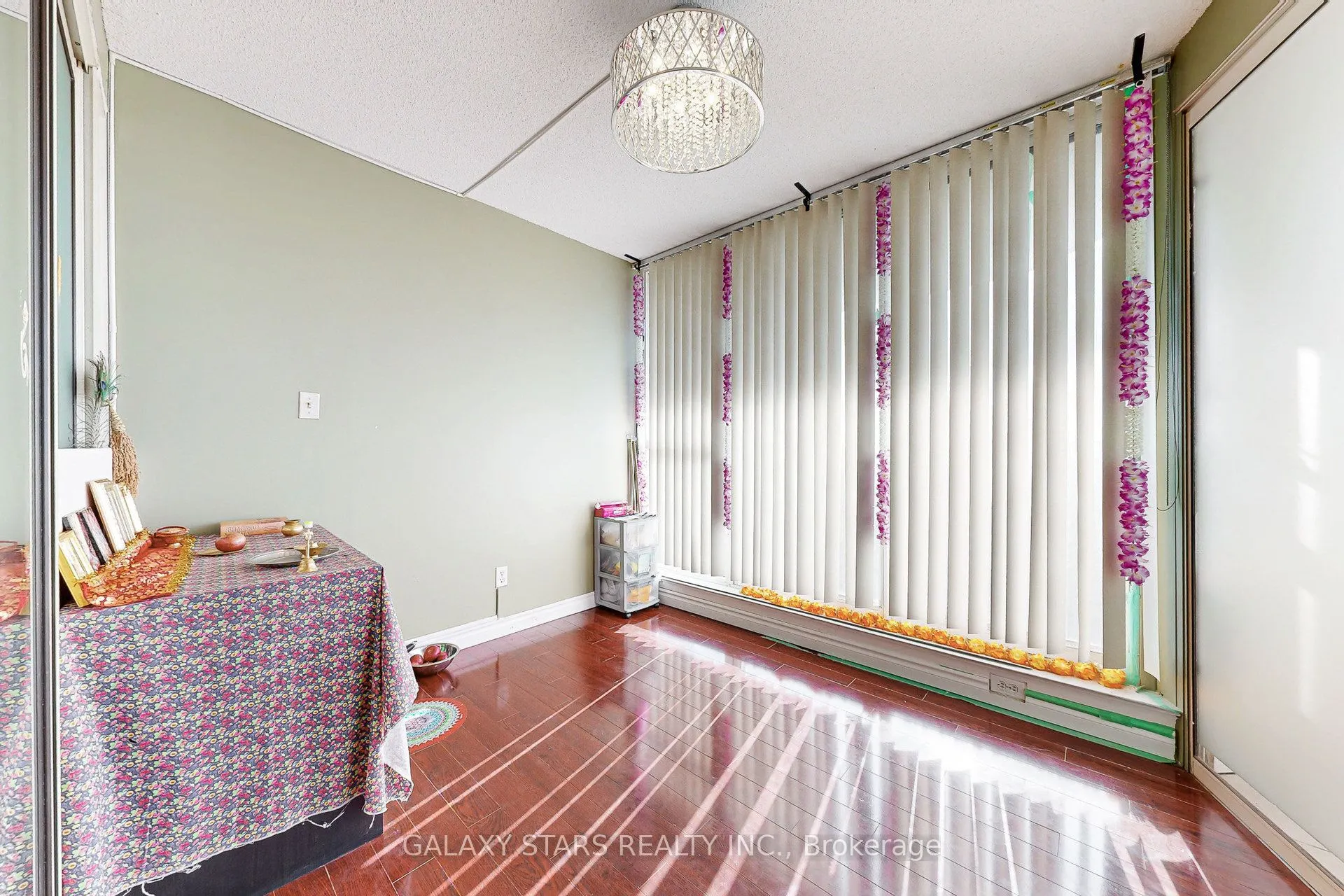 30 Thunder Grove Way, #1013