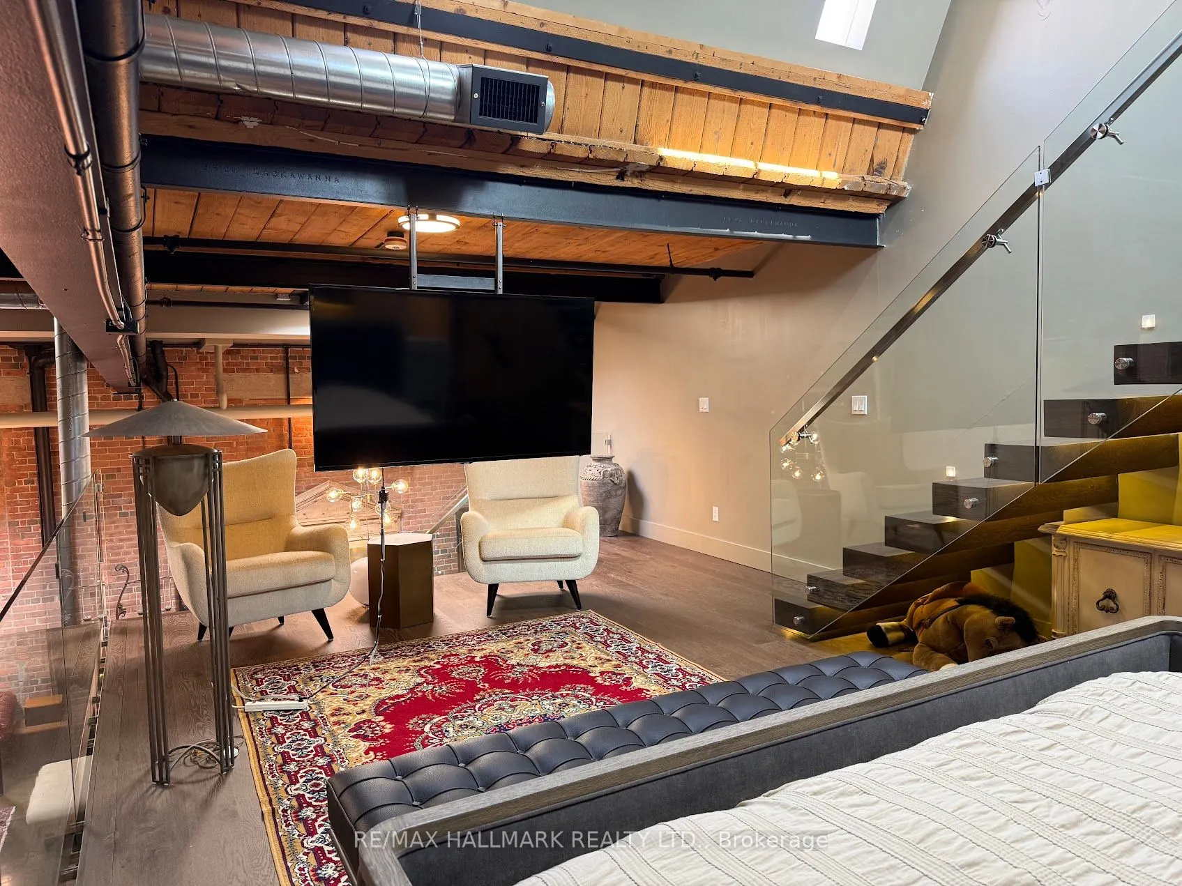 326 Carlaw Avenue, #122