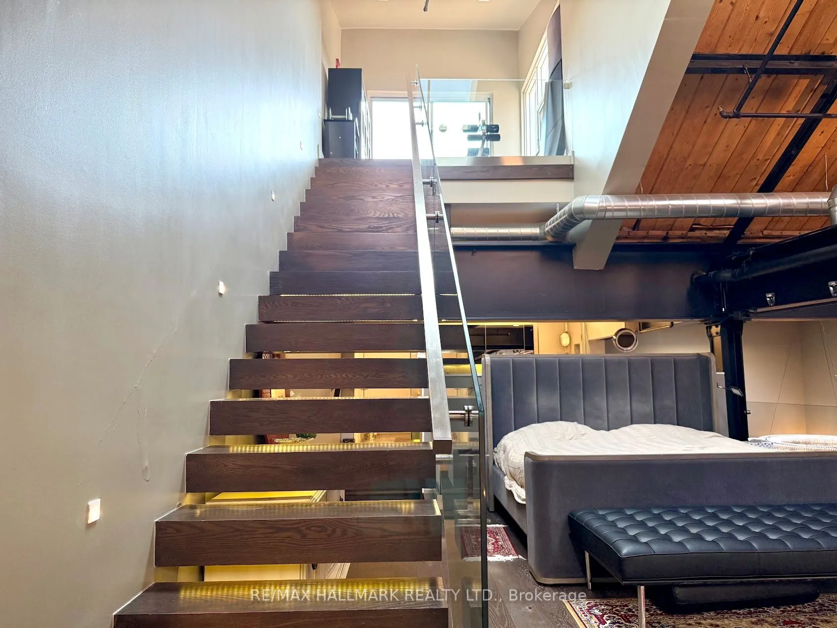 326 Carlaw Avenue, #122