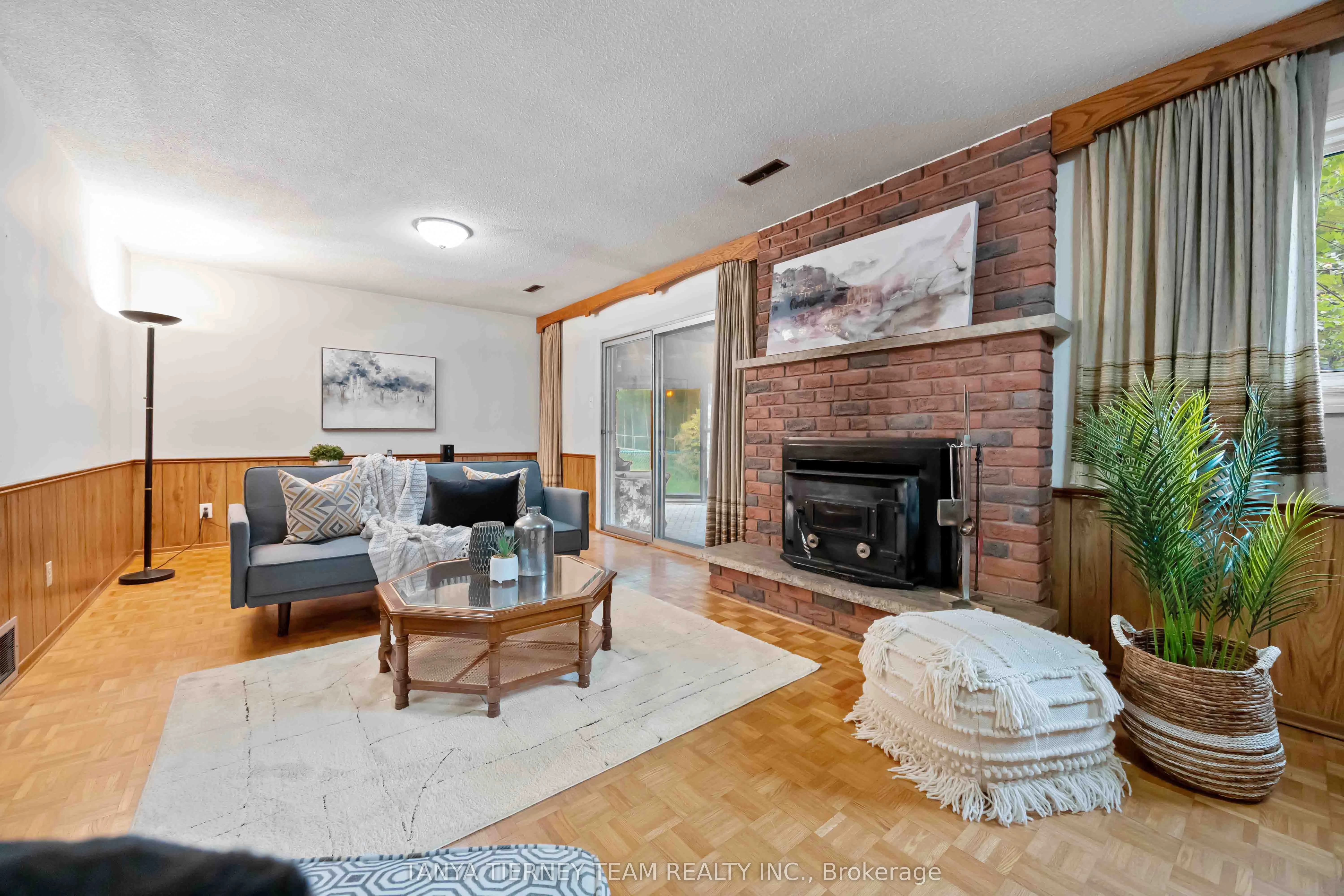 54 Chester Crescent