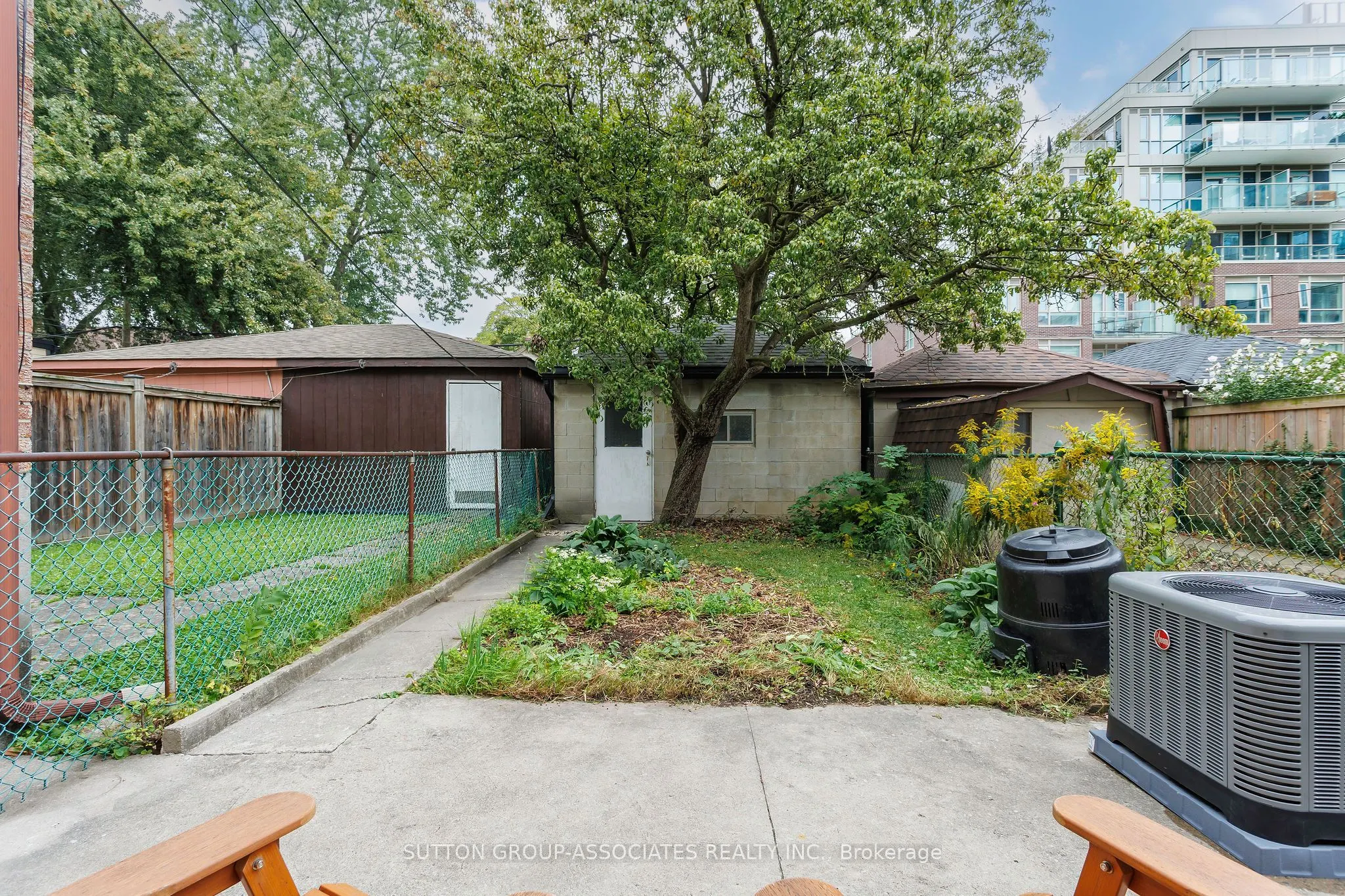 131 Booth Avenue
