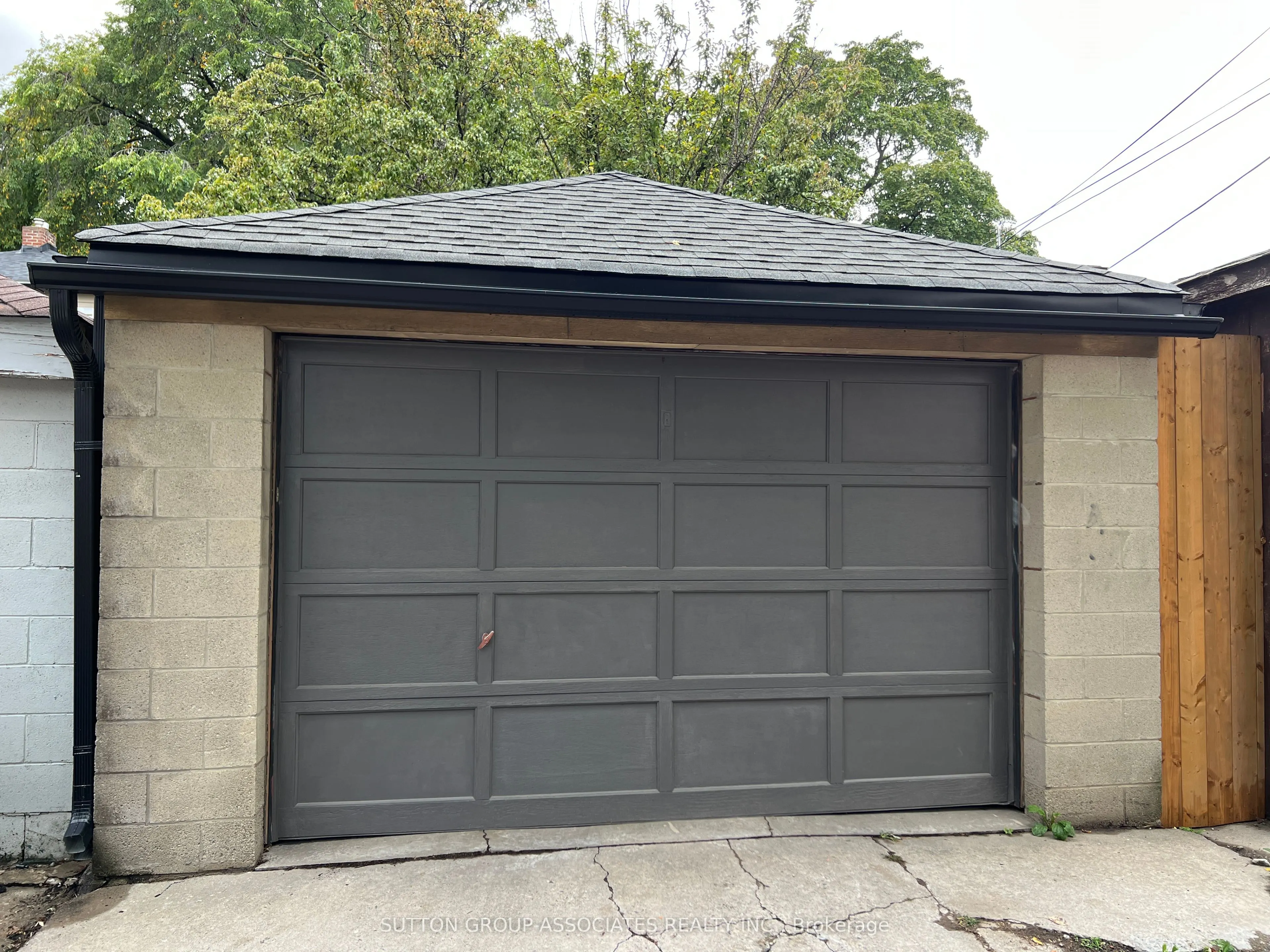 131 Booth Avenue
