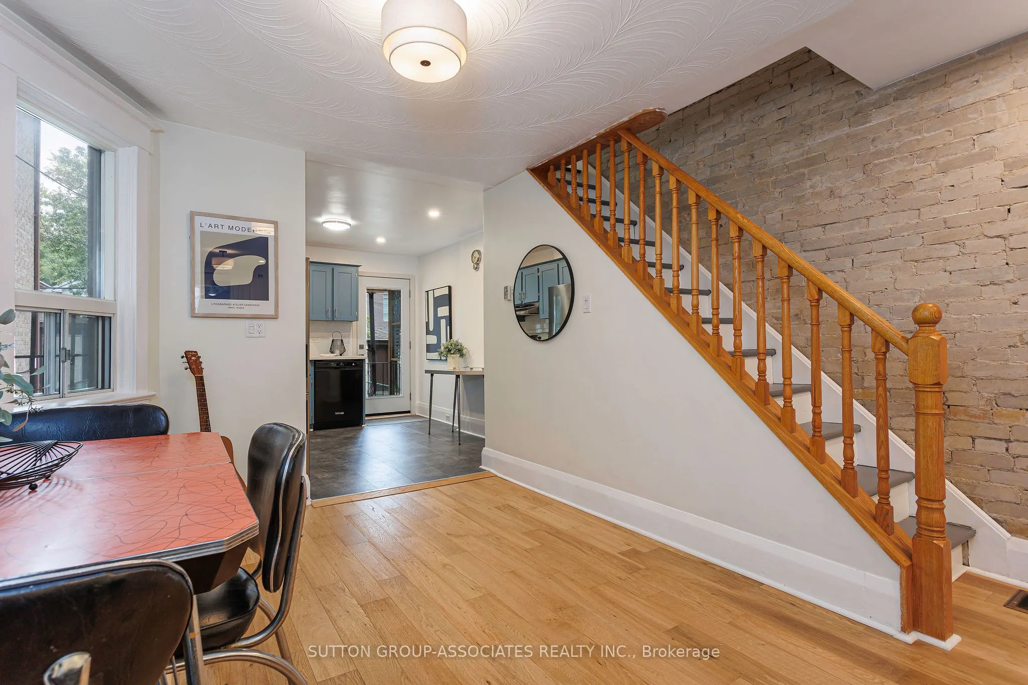 131 Booth Avenue