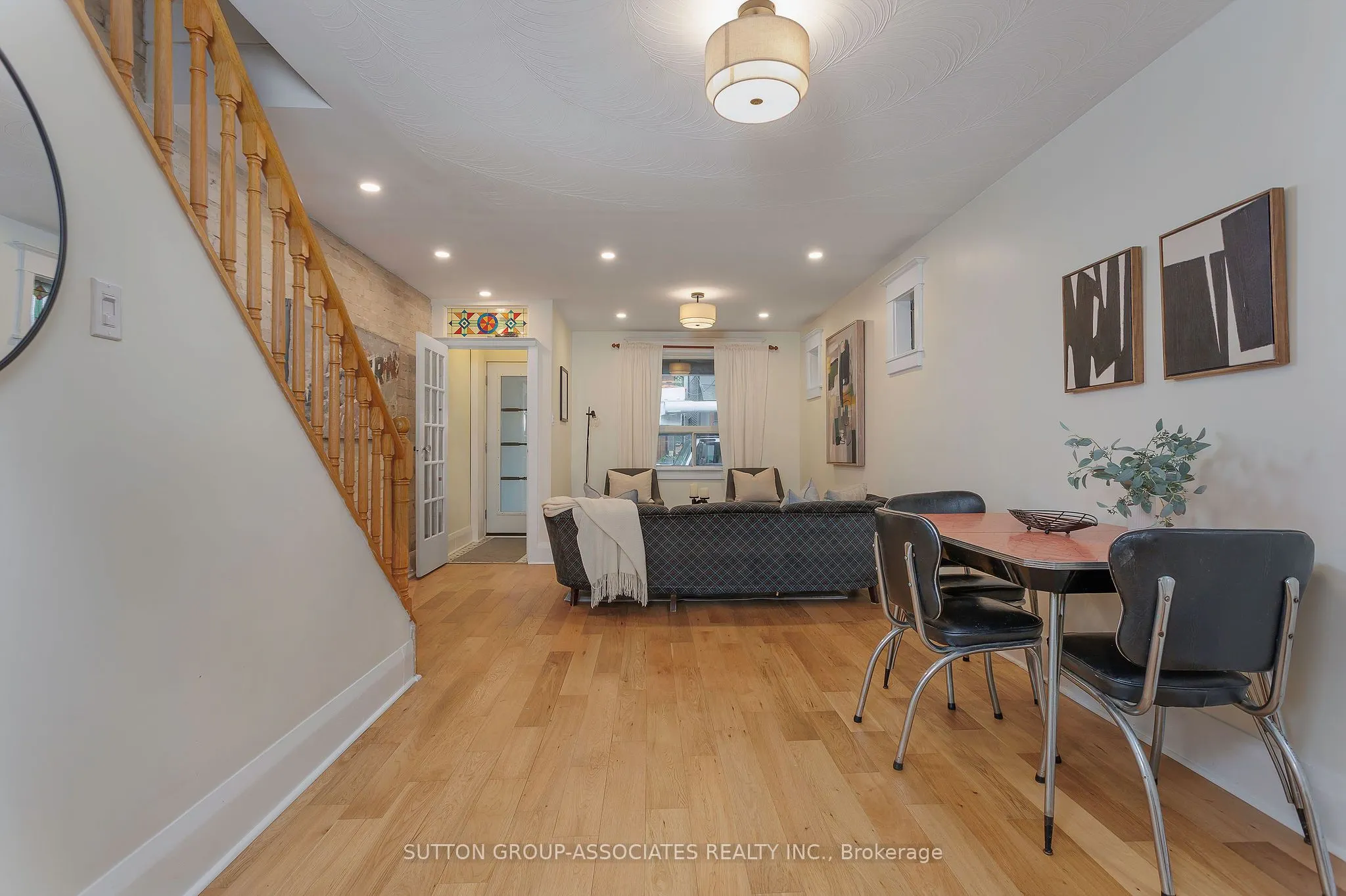 131 Booth Avenue