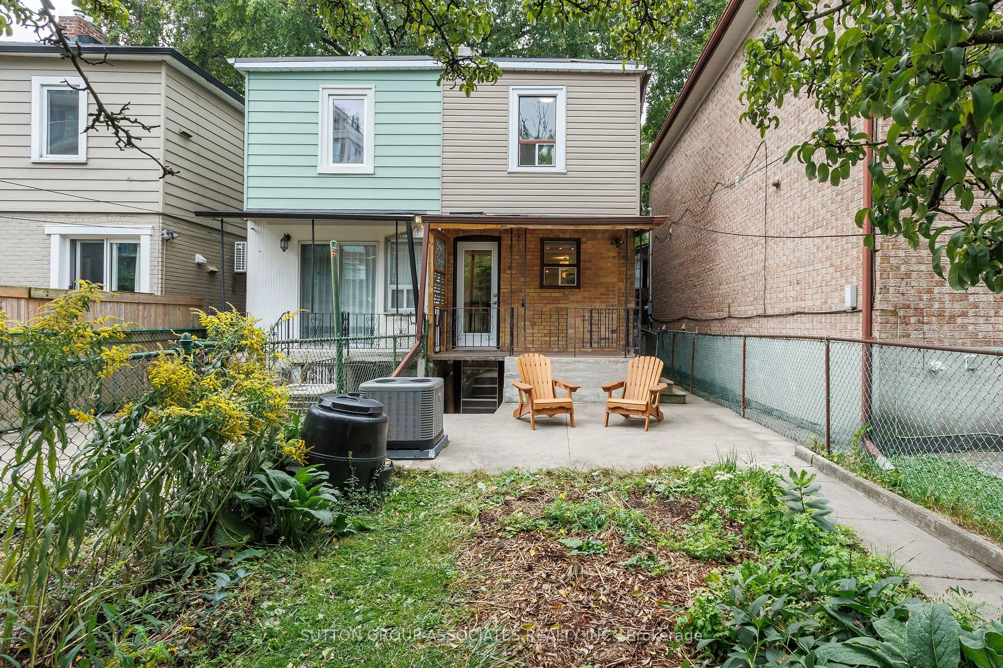 131 Booth Avenue