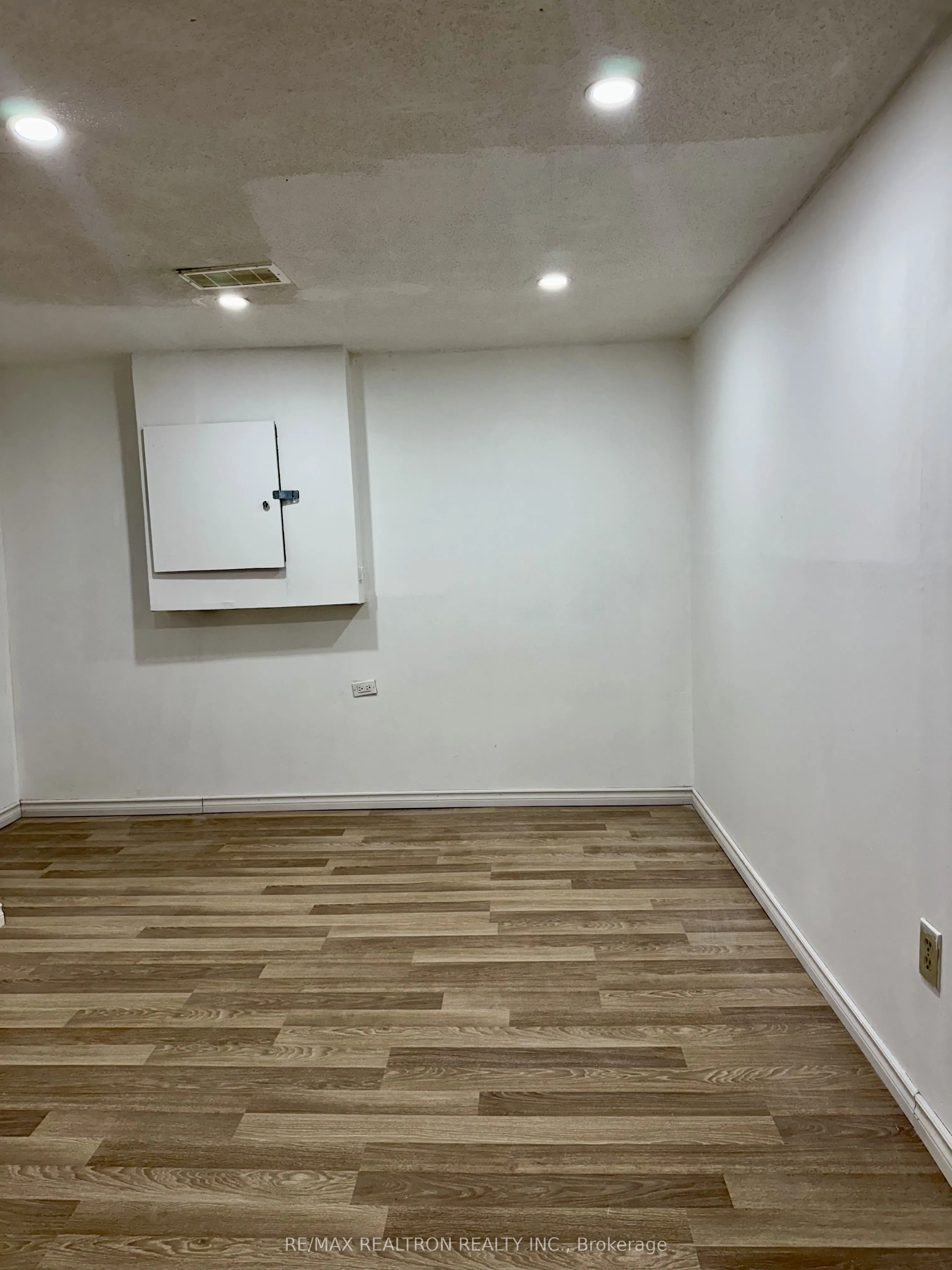 29 Wicks Drive, #Bsmnt