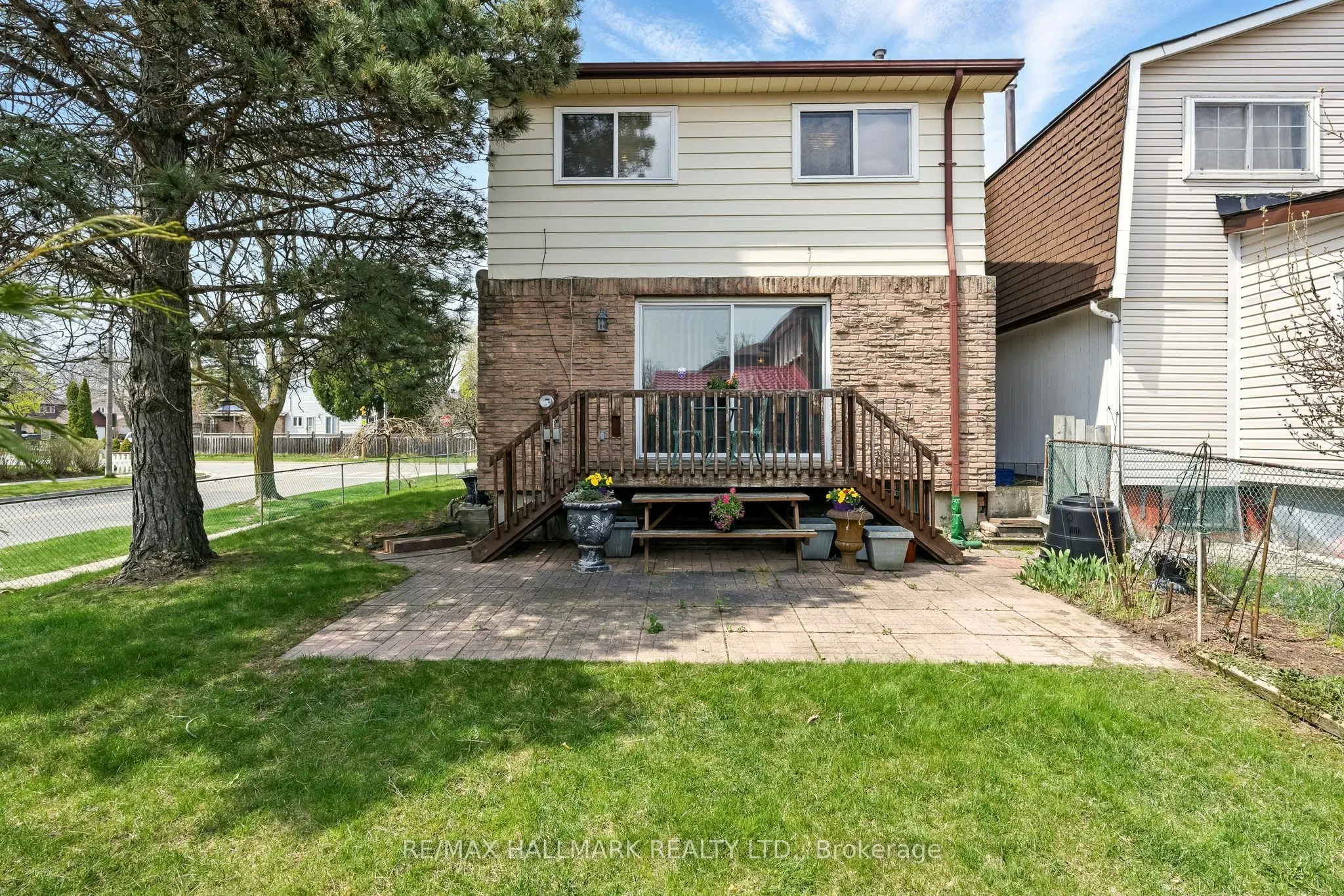 69 White Heather Boulevard